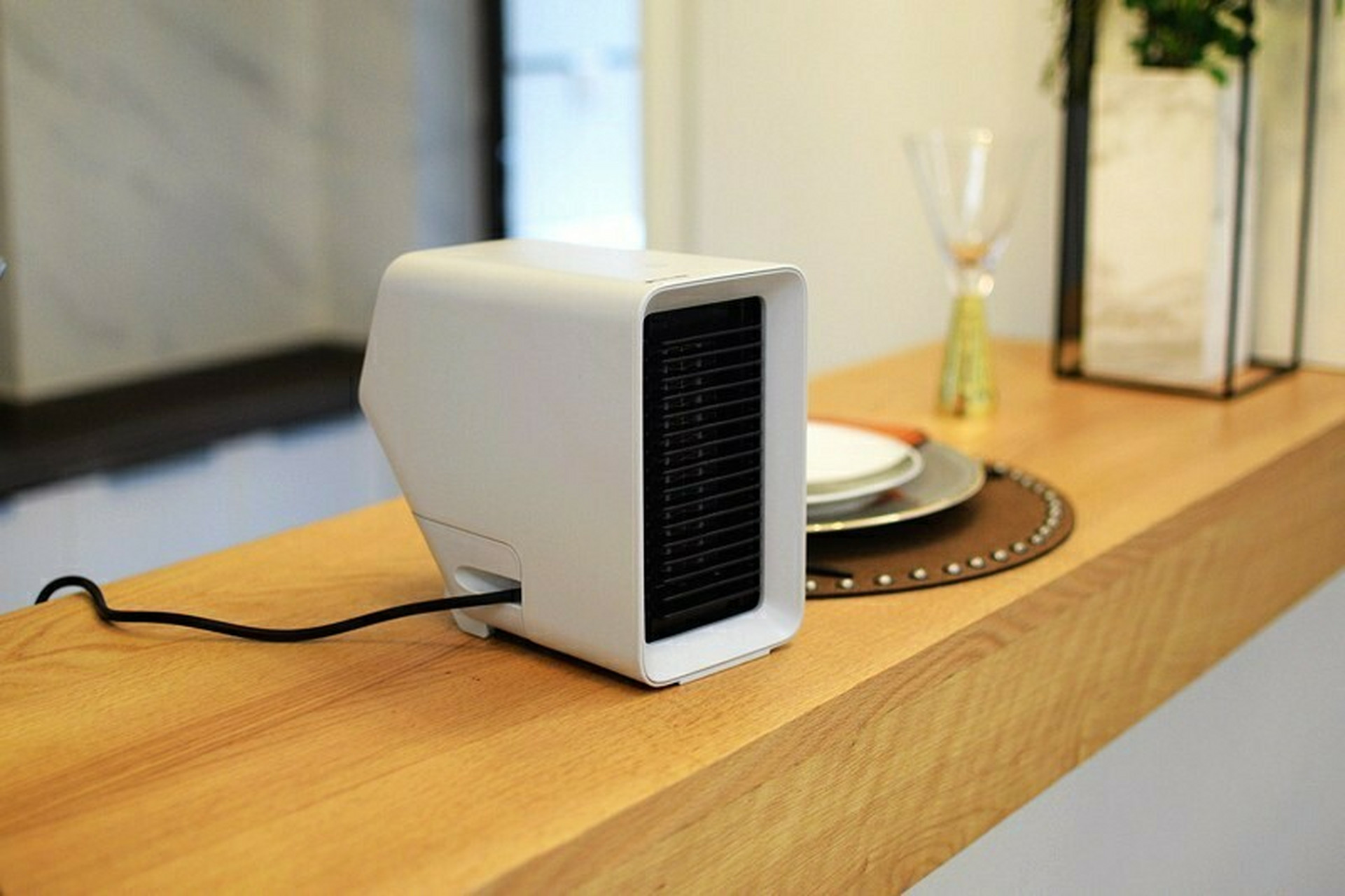 这个冬季的温暖 vh"煦"桌面地面通用暖风机.