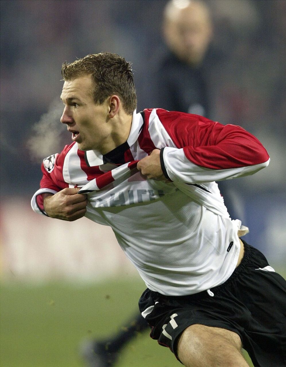 有头发的罗本,就是这个样子,从2001到2007 发量真正开始一落千丈是