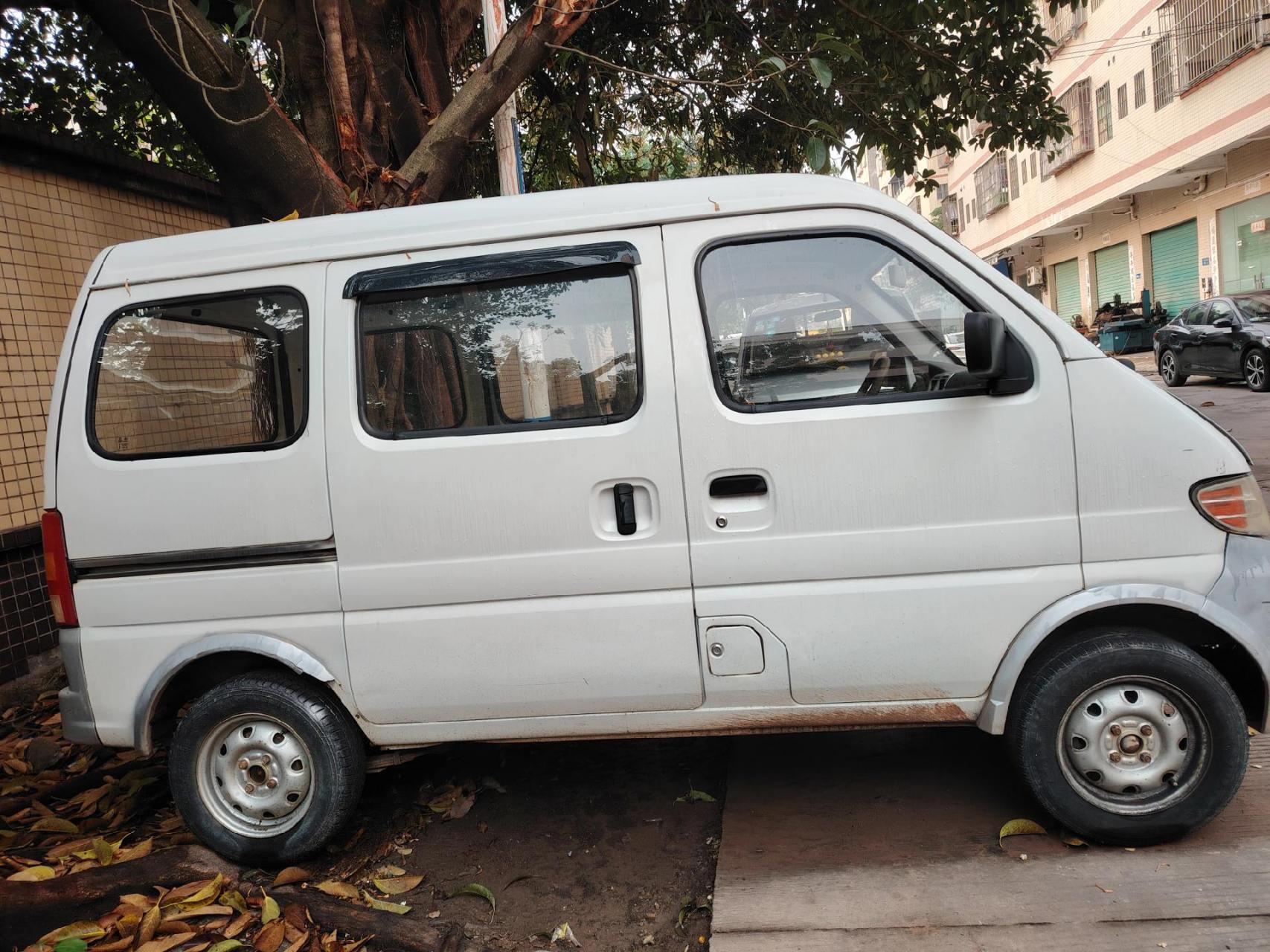 长安之星,1.0排量面包车