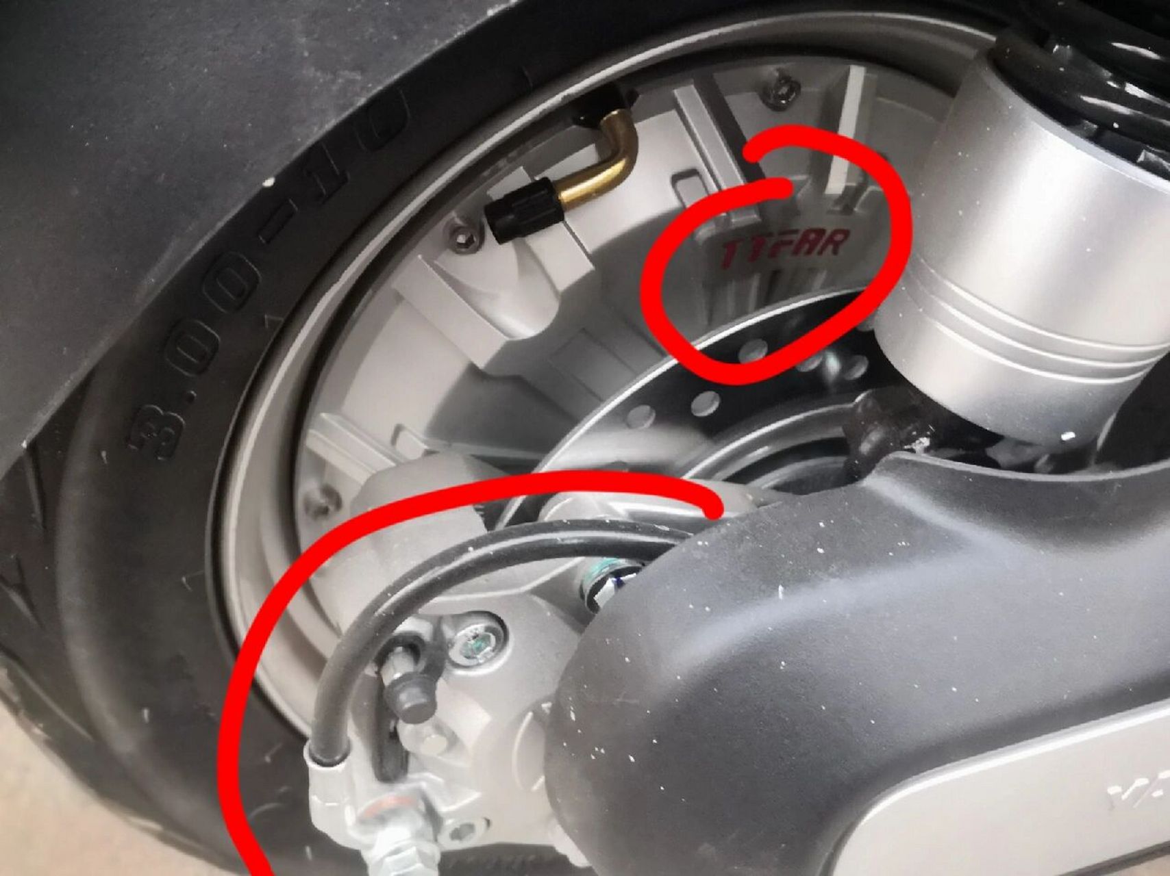 雅迪冠能m5个人吐槽 昨天买的雅迪冠能m5,从昨天到现在骑了68km