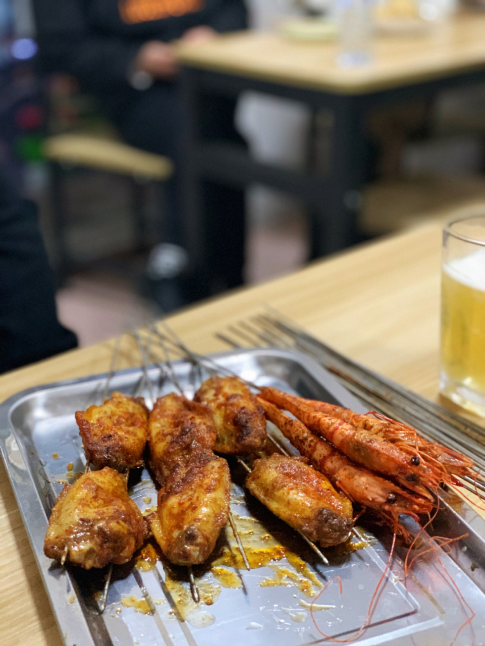 地点:亭湖区盐马路盐南新村128号楼菜市场西门向西 92店名;阿明烧烤