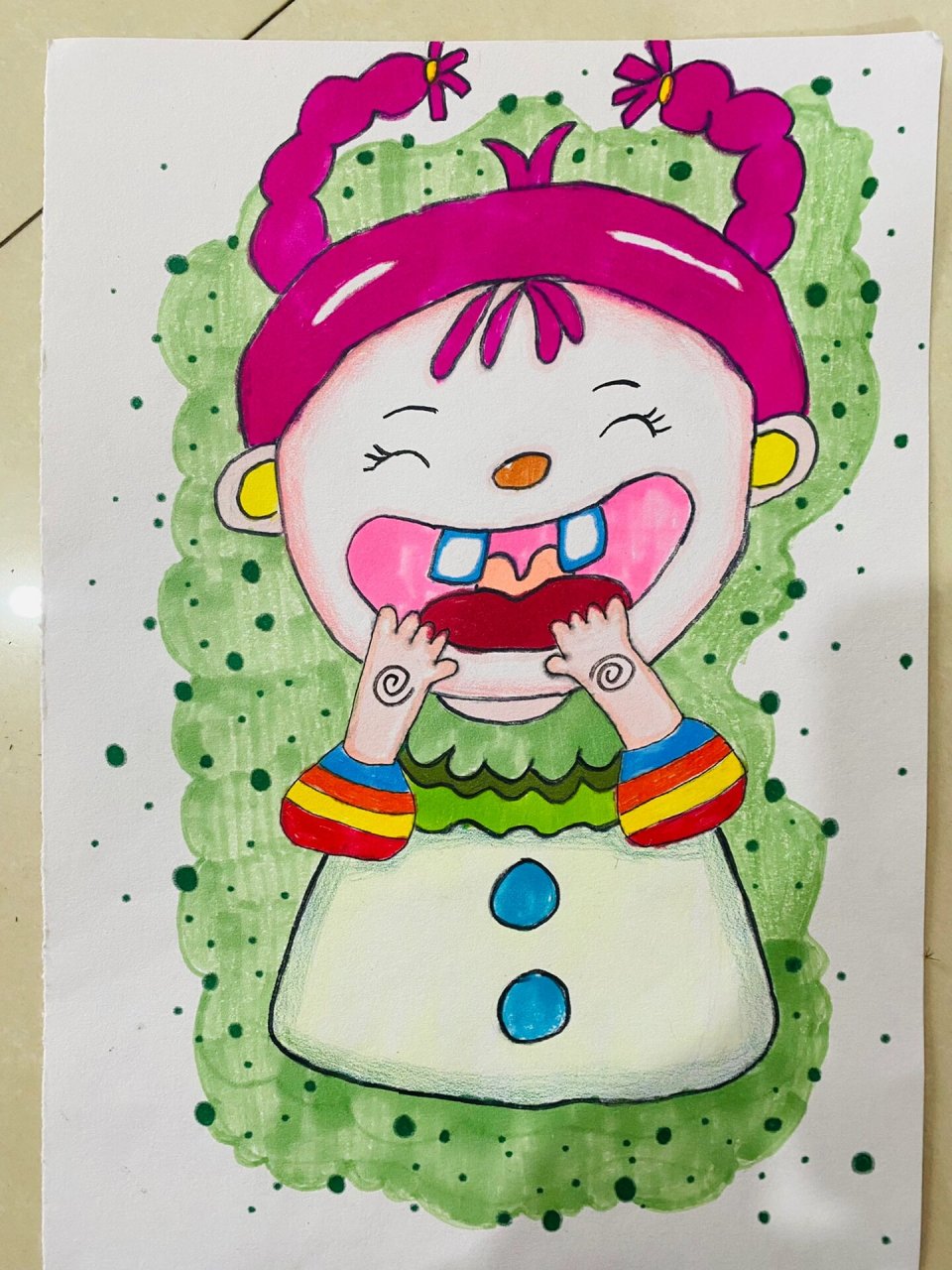 儿童画《爱笑的娃娃》绘画作品 1～2年级儿童话作品,爱笑的娃娃, 首先