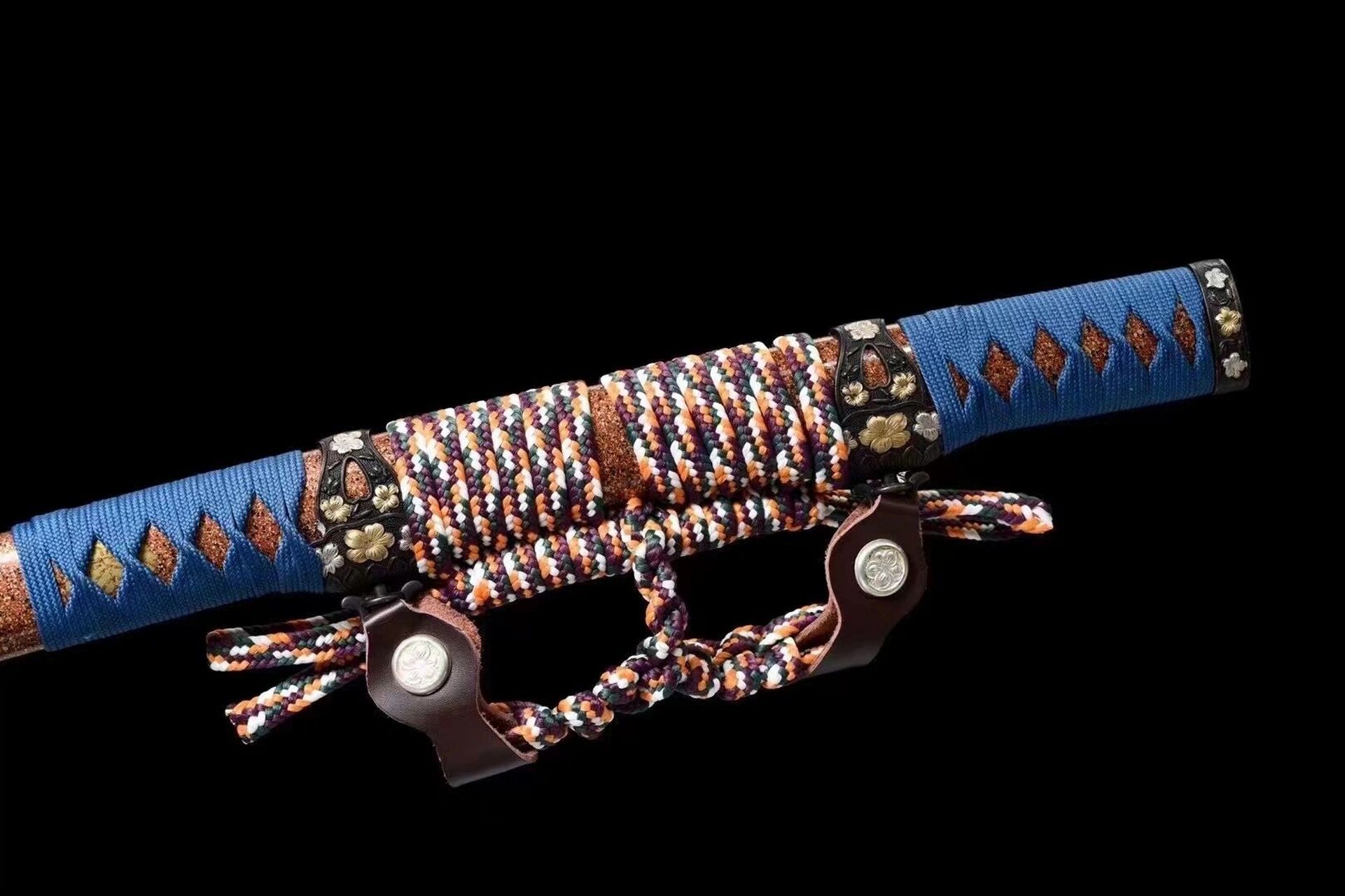 26寸百炼花纹钢覆土烧刃研磨樱花94太刀の902600〖特点〗:九次