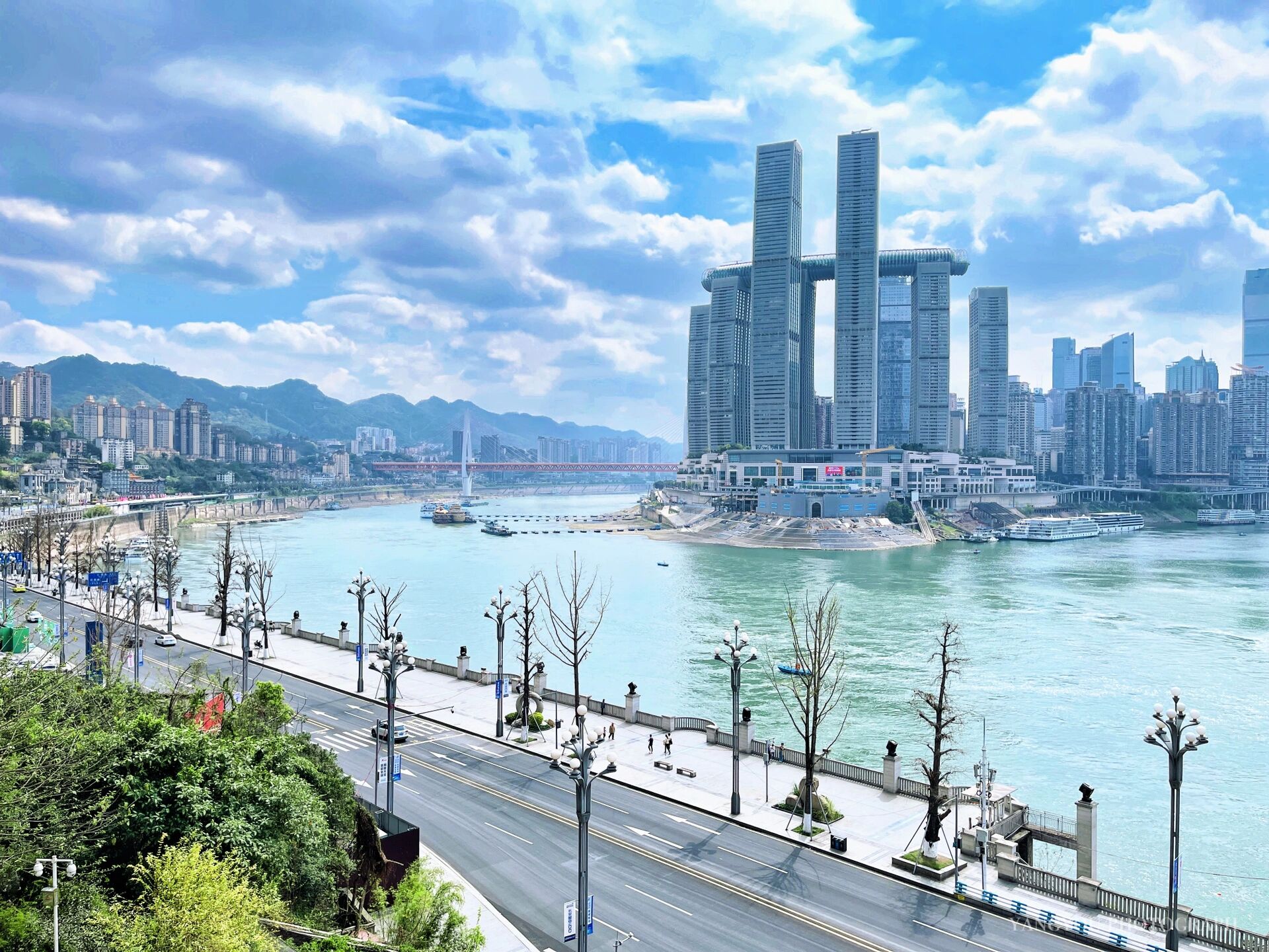 重庆南滨路 赏两江四岸美景