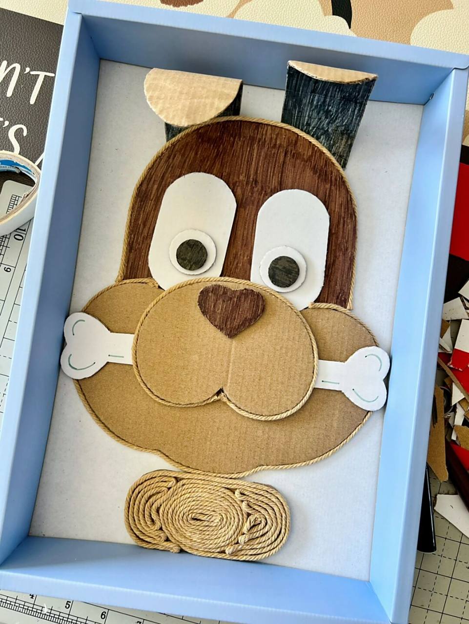 纸皮画环创十二生肖(狗) #纸皮画# #十二生肖# #快递箱改造# #环创