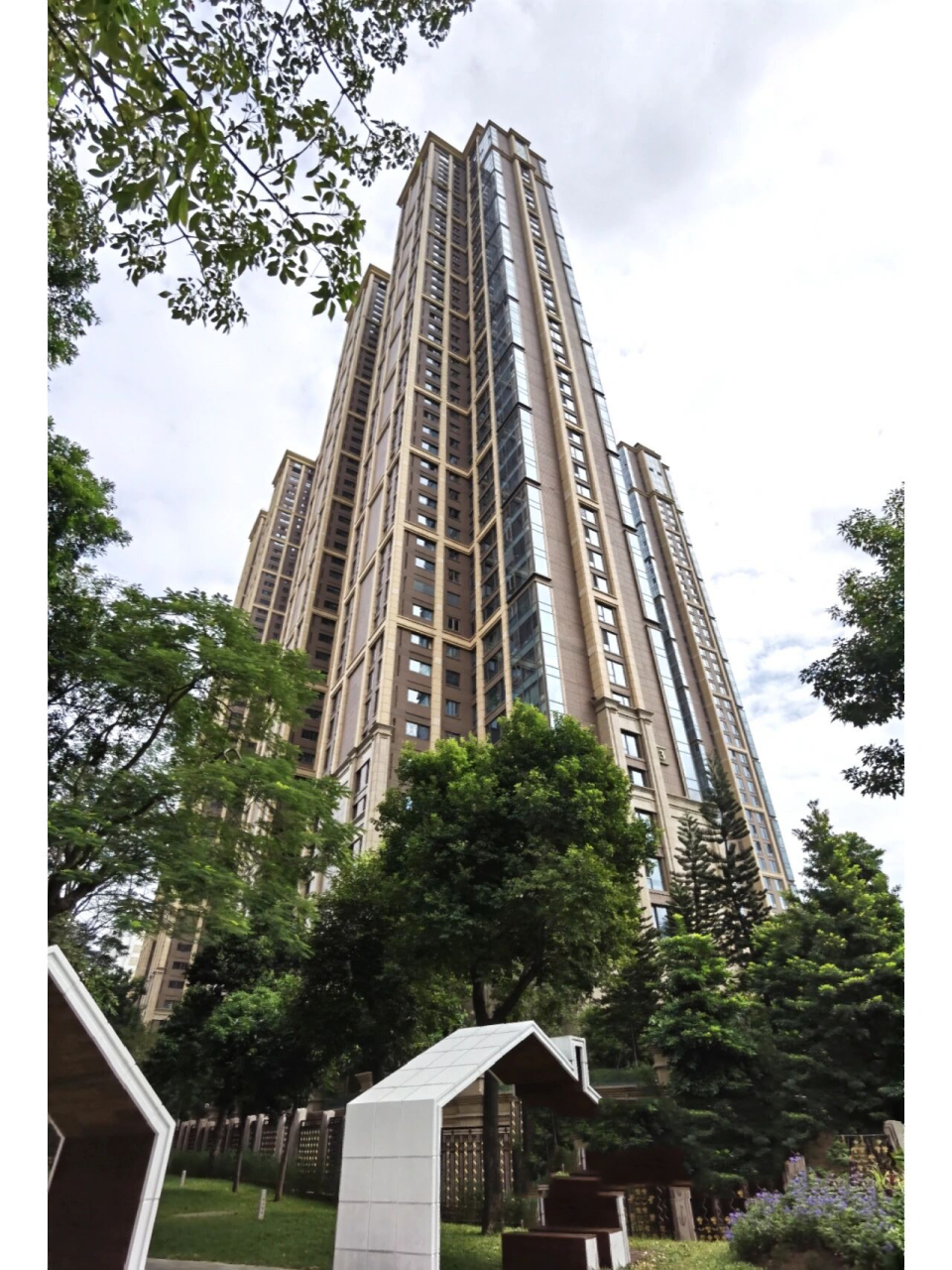 香蜜湖九号大院 :中国最牛的军产房 九号大院位于香蜜湖最核心的区域