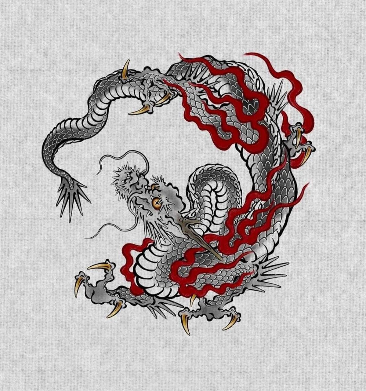 龙纹身 适合位置 左胸 后肩