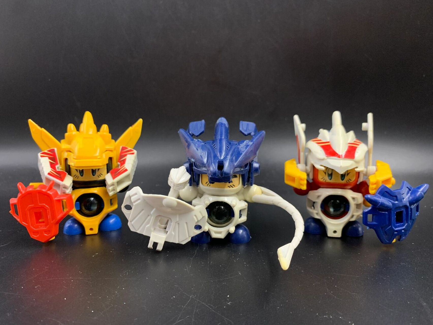 国产老d弹珠人爆外传-圣兽铠(上) 玩具简介: 国产老d 弹珠人 爆外传