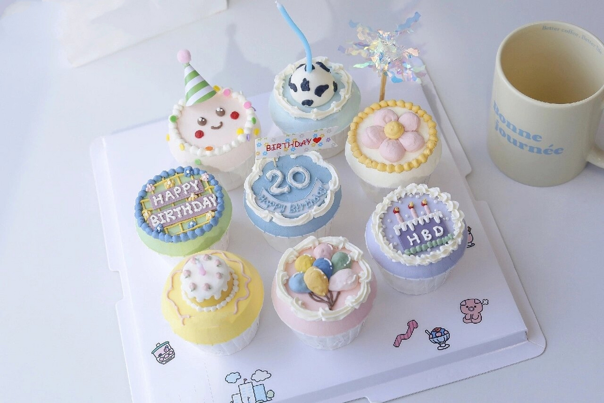 成都蛋糕 粉嫩颜色77可爱造型=无敌哇塞 纸杯图案也可以定制哦