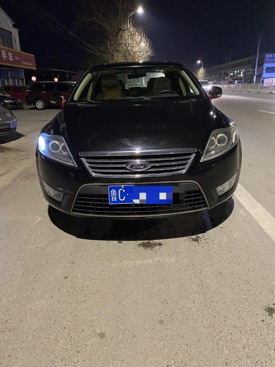 新到09年福特蒙迪欧致胜一辆,自动档,天窗,大屏导航,倒车影像,真皮