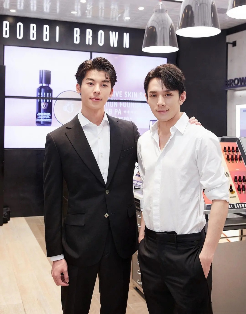 许光汉和李佳琦,充分证明了演员和网红有壁[思考]