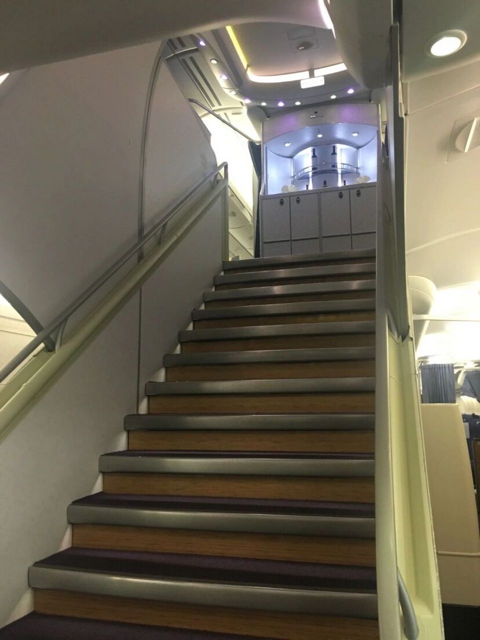 a380 | 空中巨无霸的头等舱长这样  双层客机 飞380两年了 以往只飞