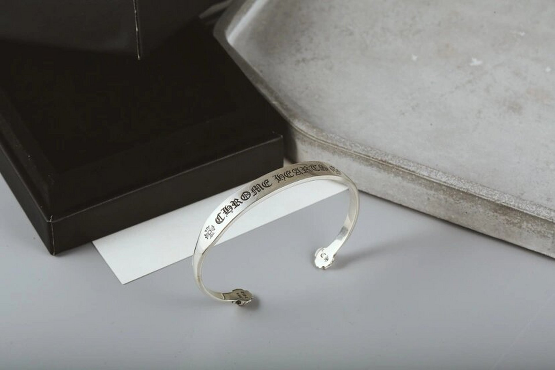 chrome hearts克罗心手镯 卷轴字母开口手镯 925纯银手工制作 非普通