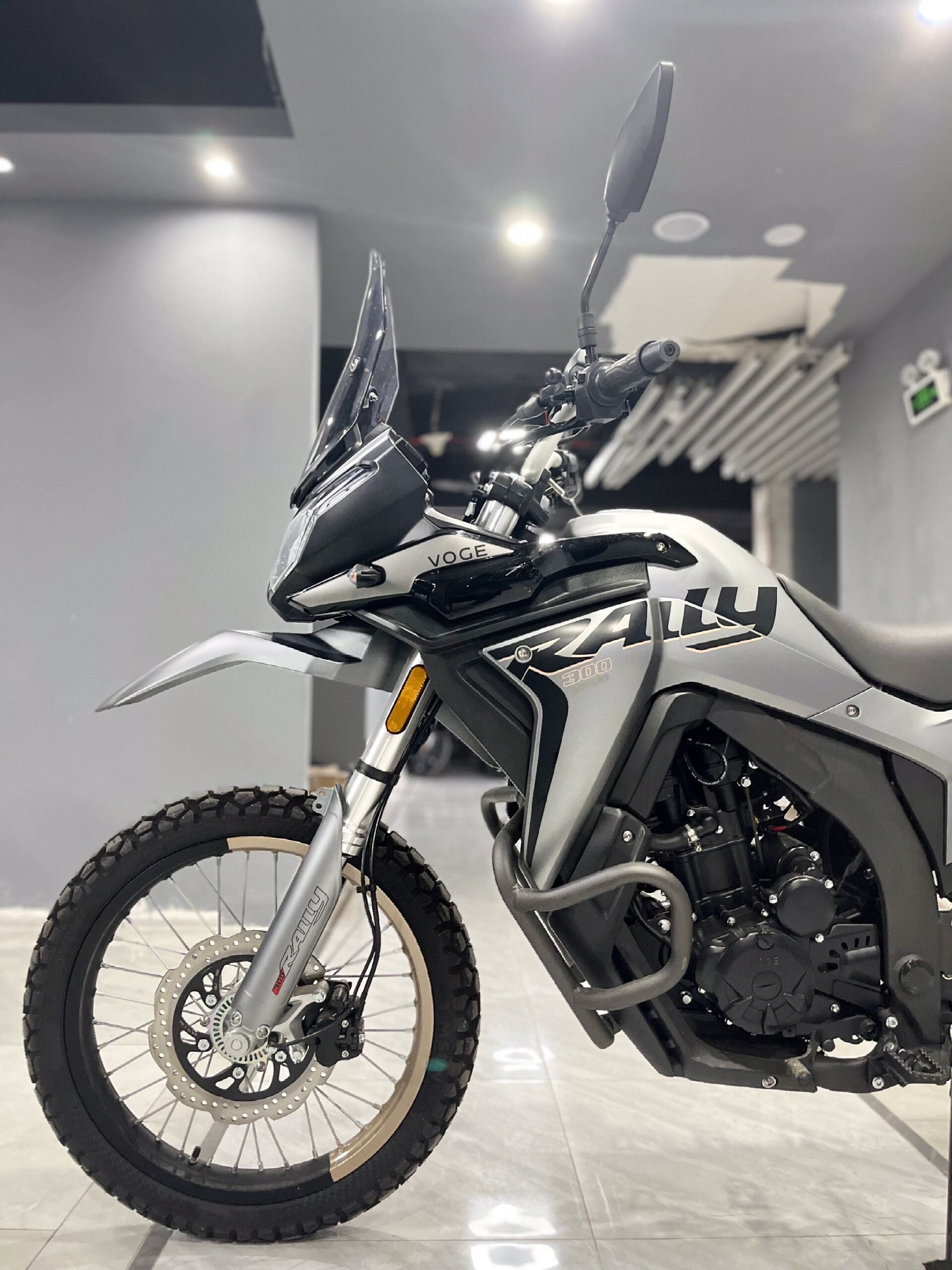 无极300gy 无极300gy  rally   21款全新车上户,23年2月上户骑上户来