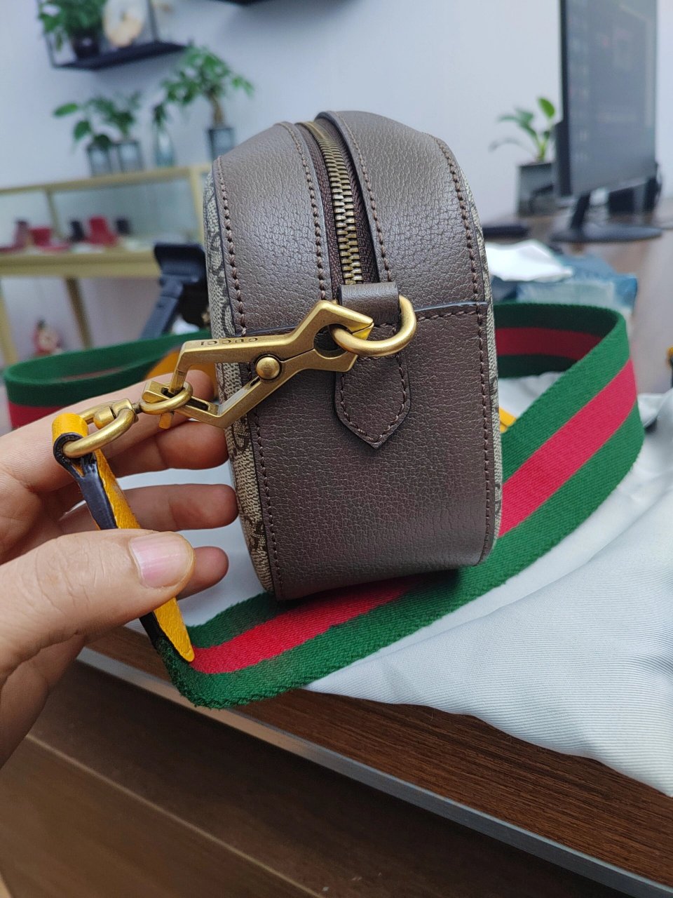 gucci/古驰虎头相机包 原价11500,现价5000,无磨损,假一陪三,支持任何
