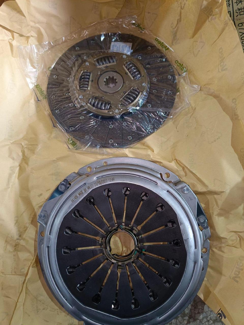 依维柯配件.法雷奥离合器三件套促销,通通促销