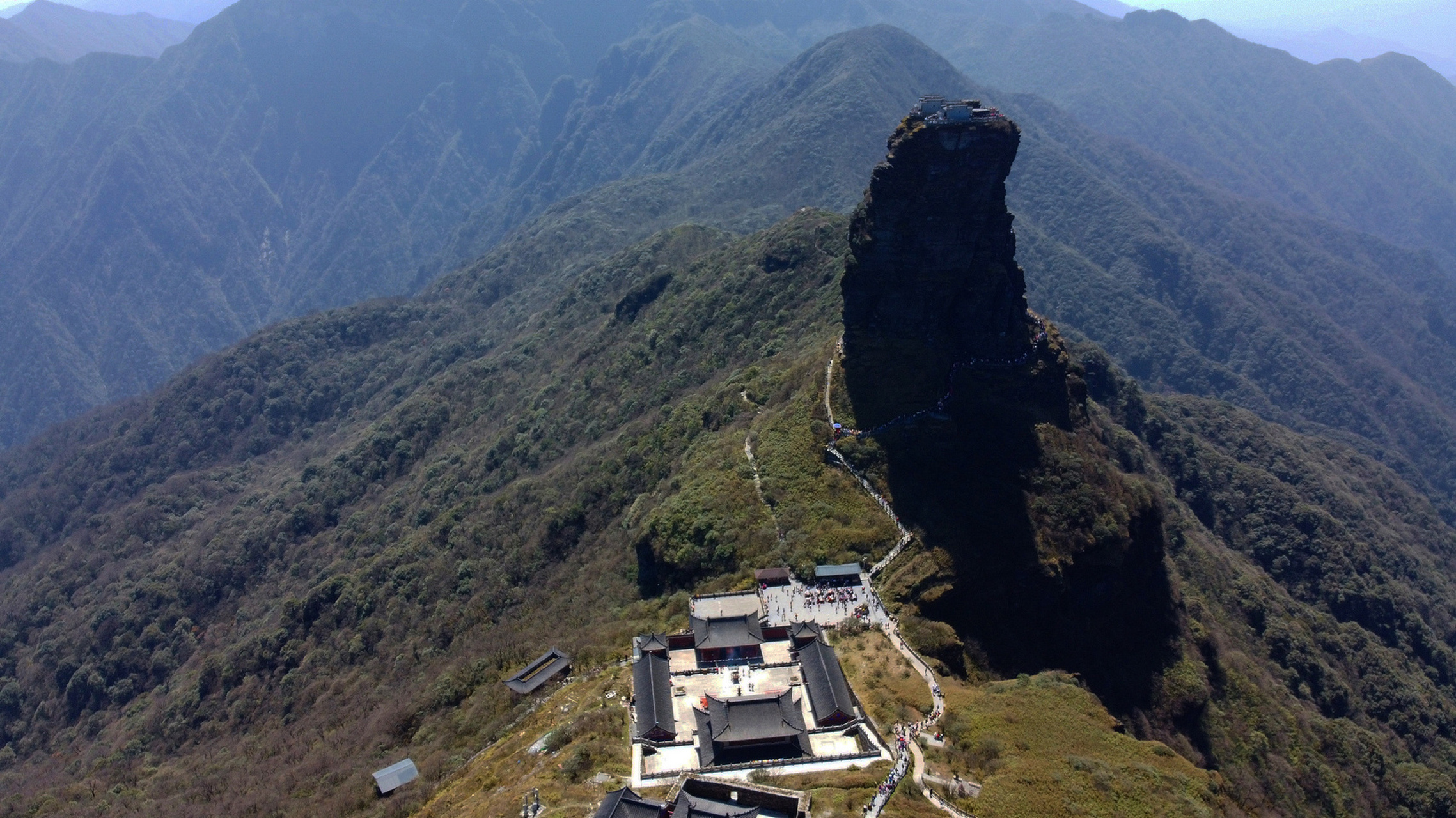 梵净山全景图图片