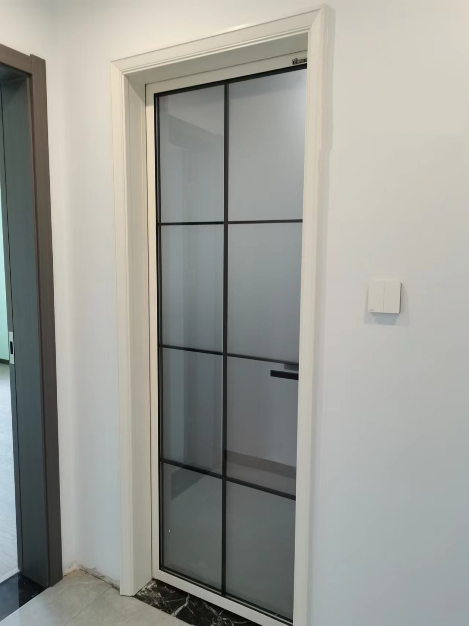 铝门包口分单双,搞不清楚,来看这里 几乎所有家庭用铝门都是用在厨房