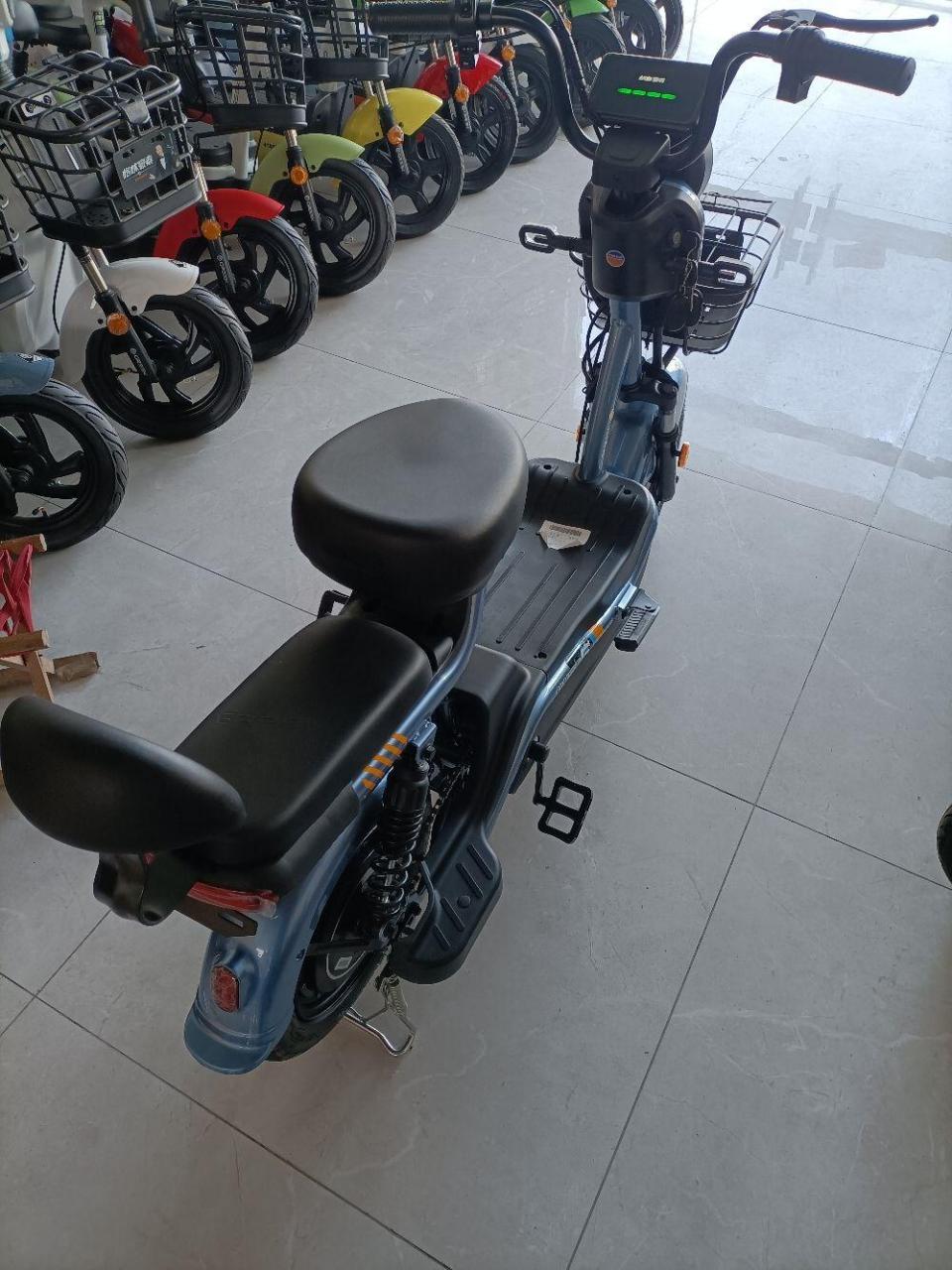 格林豪泰电动车