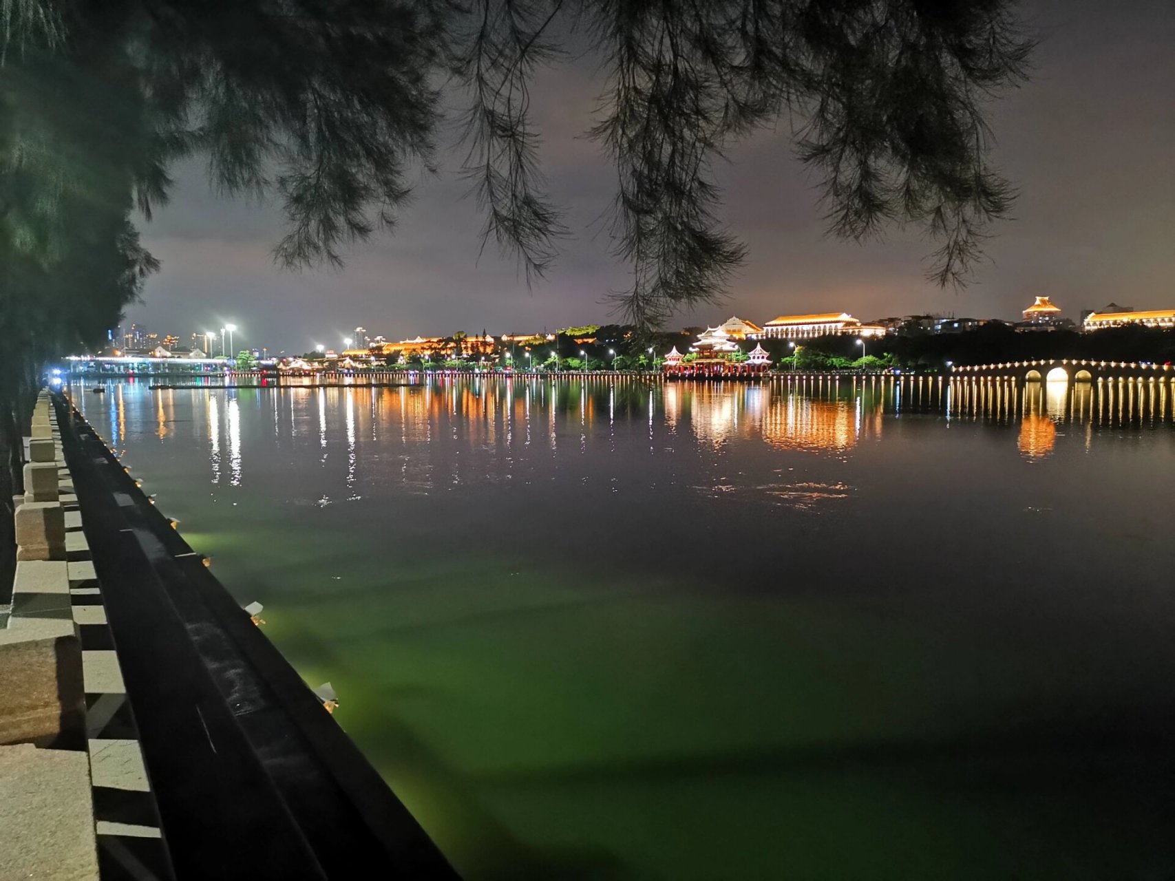 厦门夜景 集美 "世界最美的中学" 集美中学 龙舟池 嘉庚公园  十里