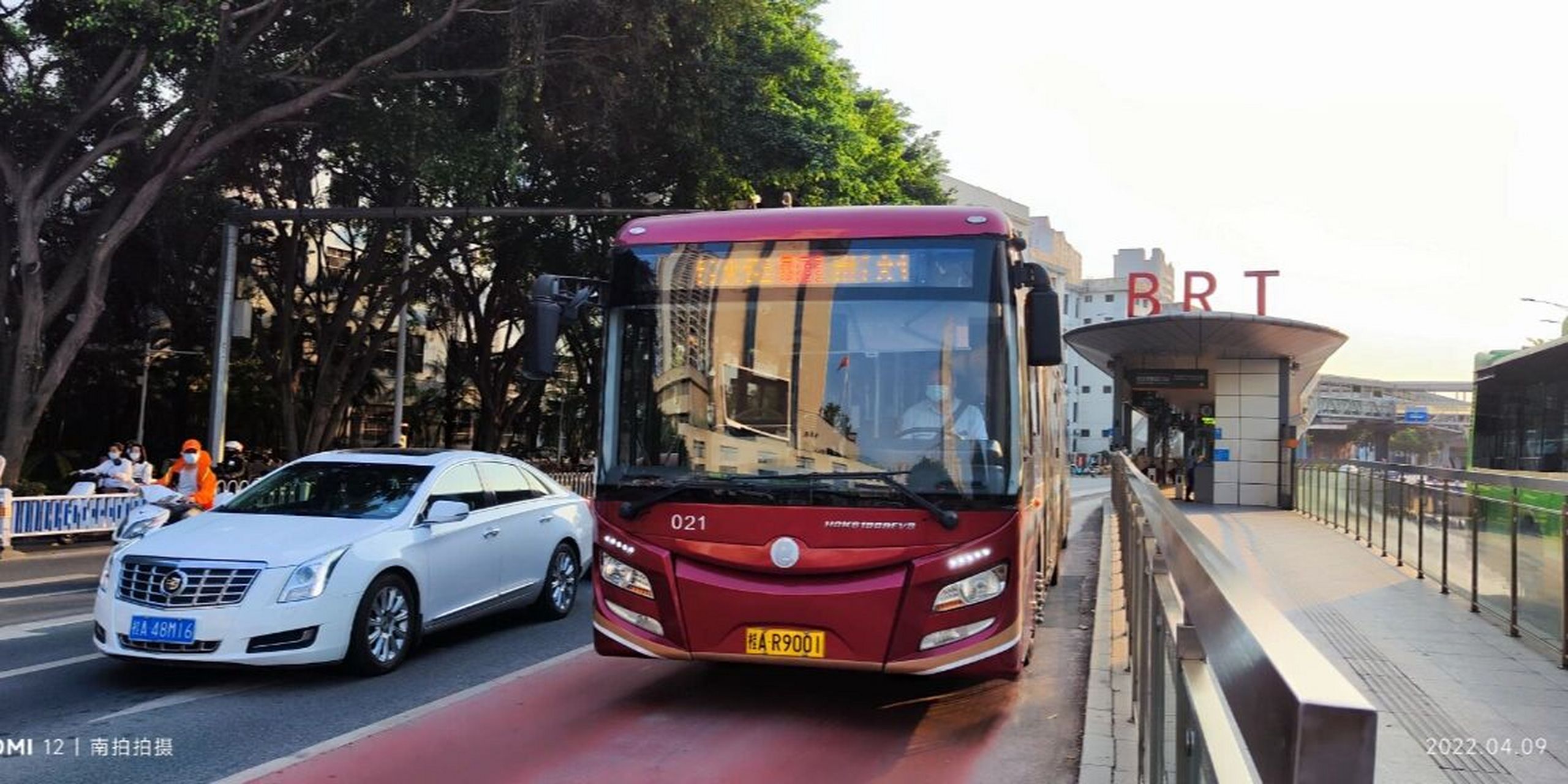 首乘. 南宁白马快速公交b01路021号样板车