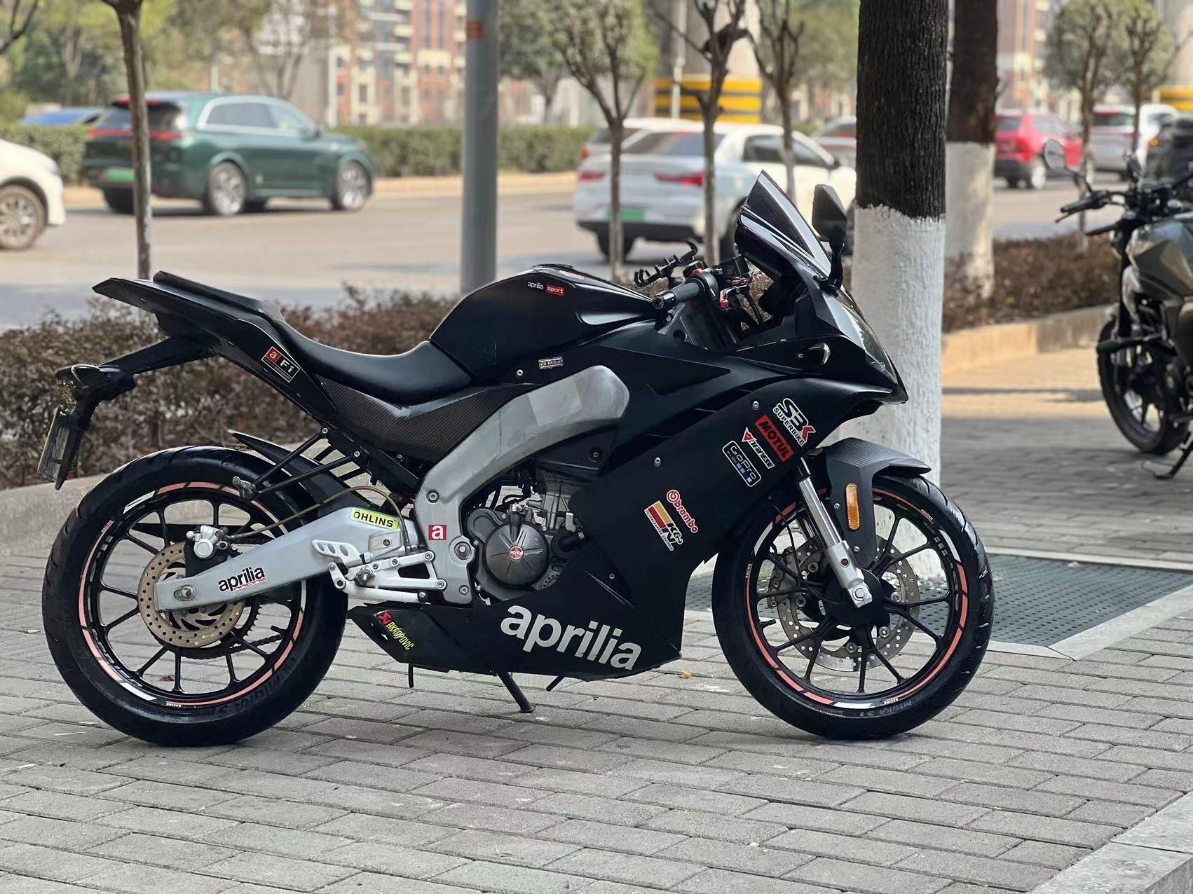 阿普利亚 永不为奴 地表最强150 黑色20年gpr150 车况成色没问题 成色