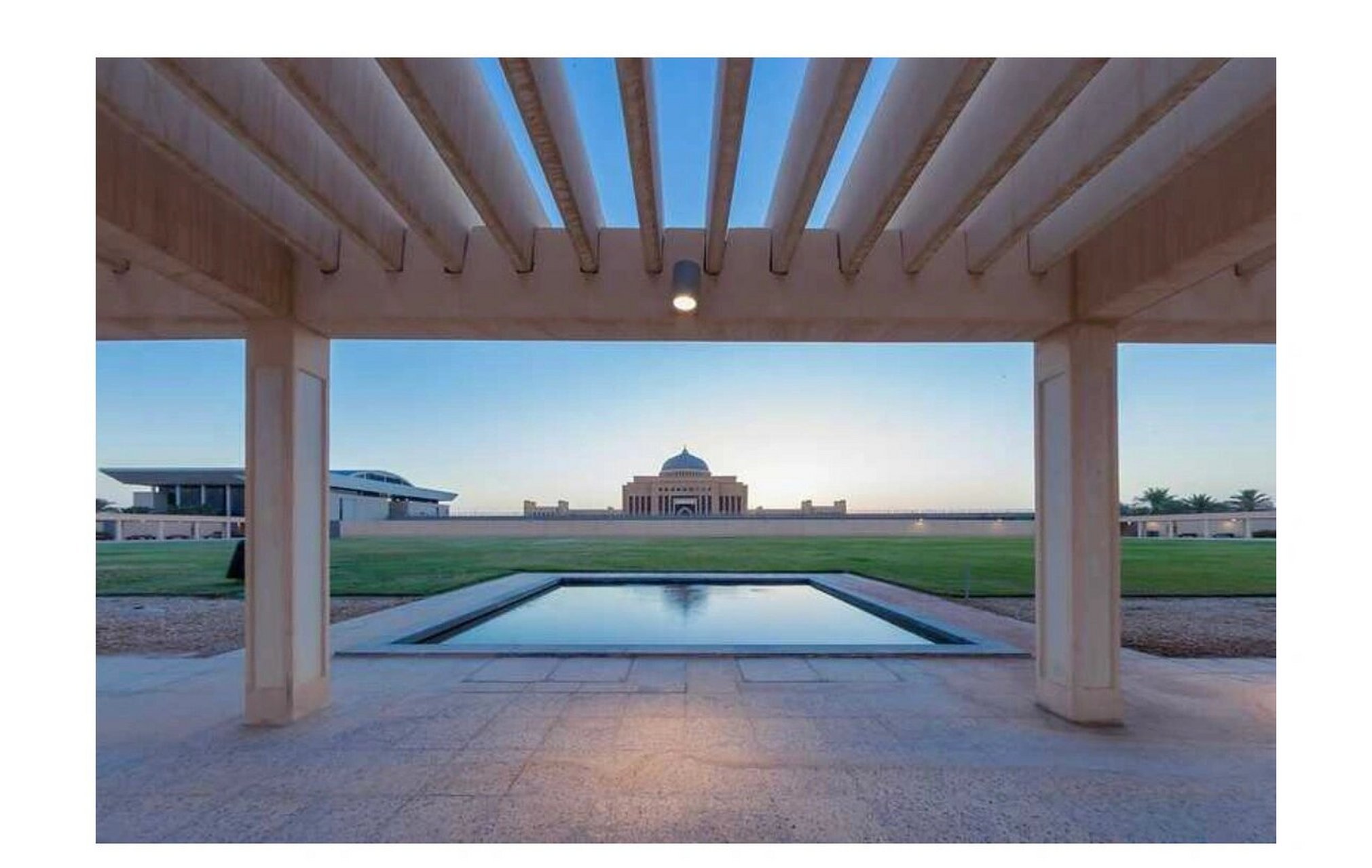 沙特阿拉伯利雅得 沙特努拉公主大学热情招生中!