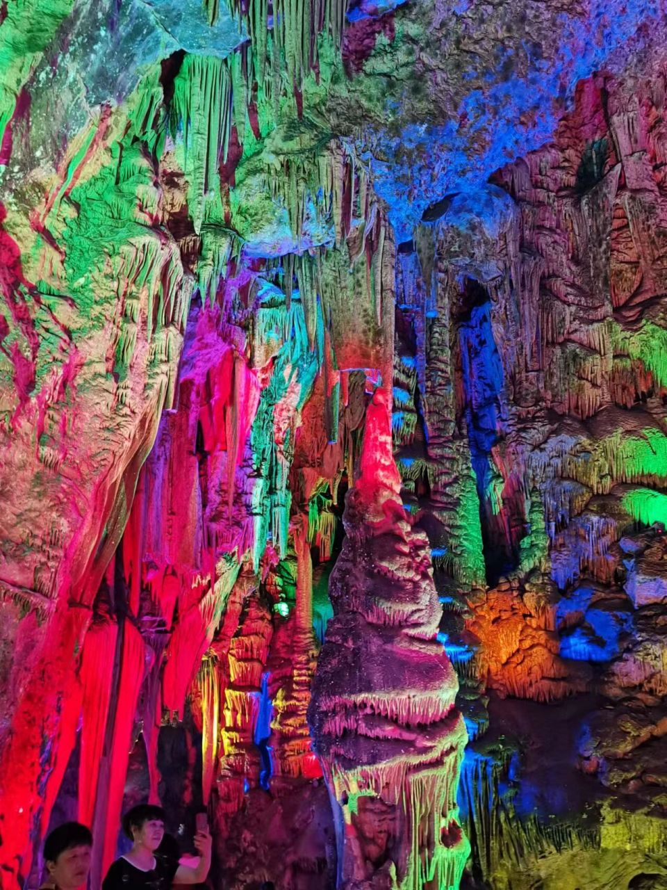 西安周末一日游 | 柞水溶洞 98"北国奇观""西北一绝"--  柞水溶洞