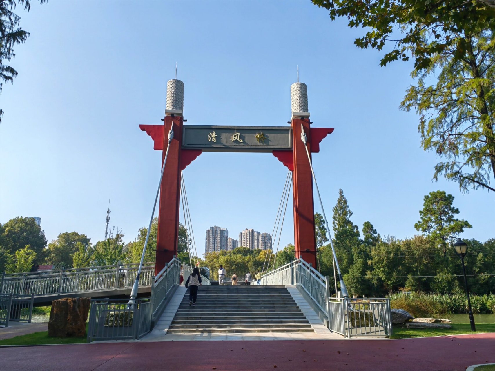 武汉青山公园 |宝藏旅行地,周末出游首选 在青山红钢城,有一个很美的
