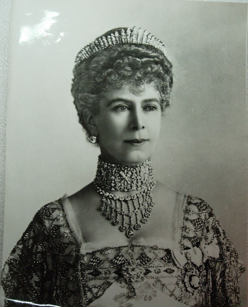 玛丽王后的收藏还是比不过商人,印度英玛丽王后加冕项链