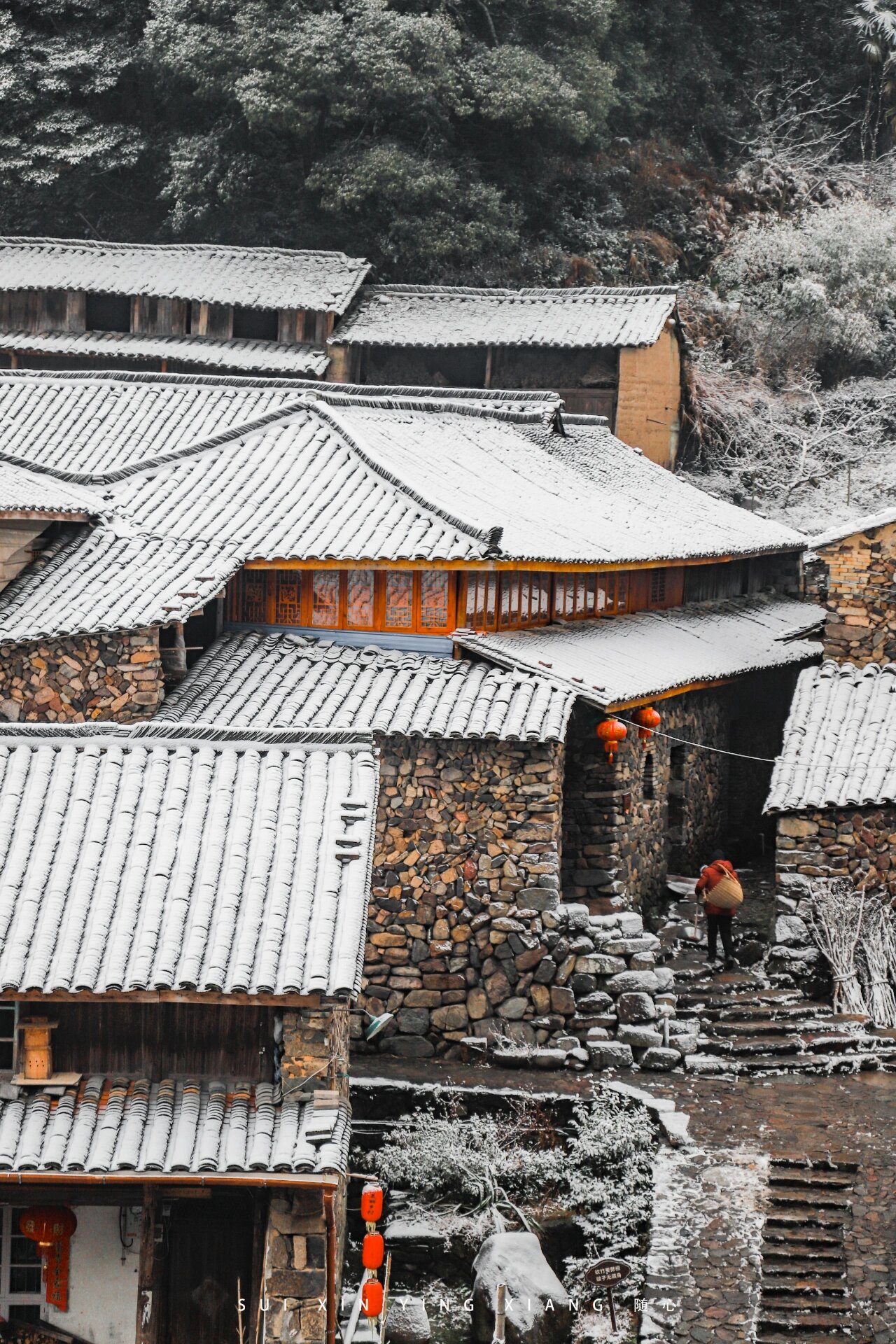 壶镇岩下石头村图片