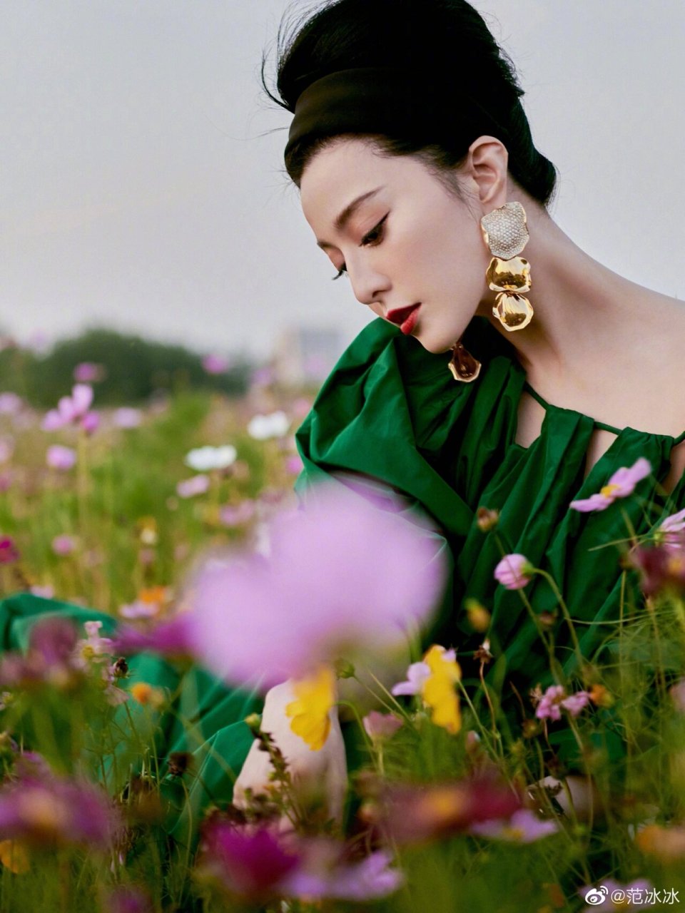 明星写真099 【范冰冰】 参考元素: 花丛大片