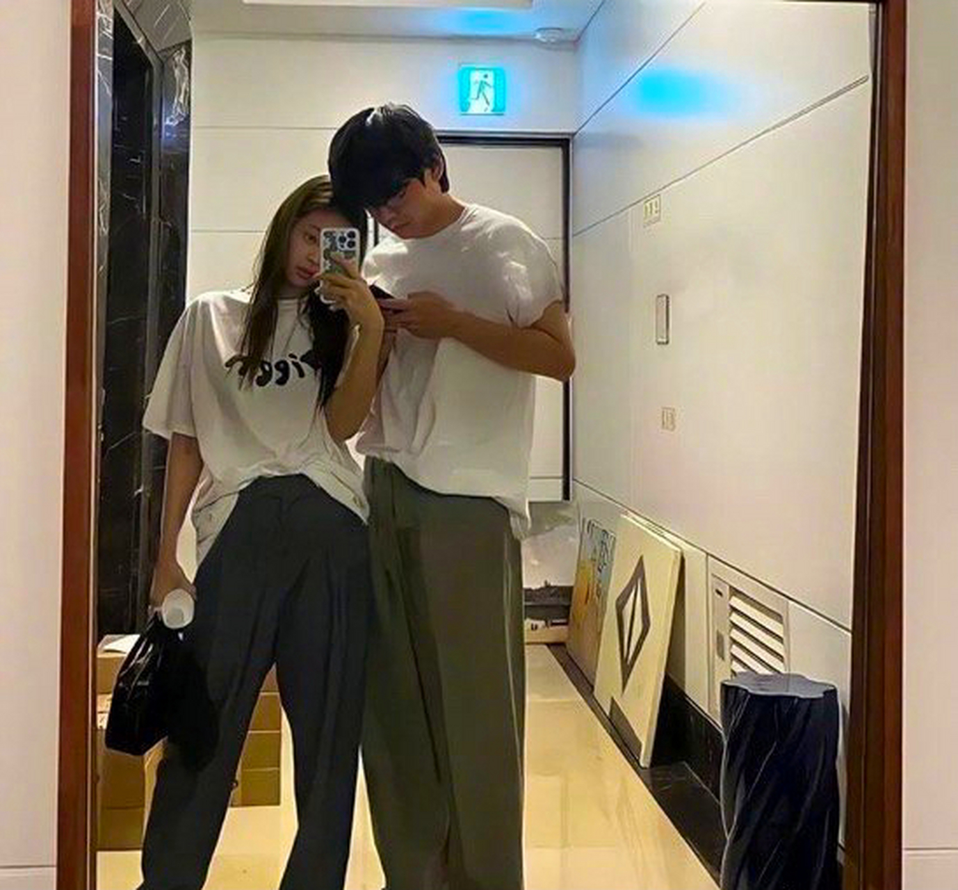 jennie金泰亨##jennie台词#金泰亨飞去陪jennie了,他超级爱她!