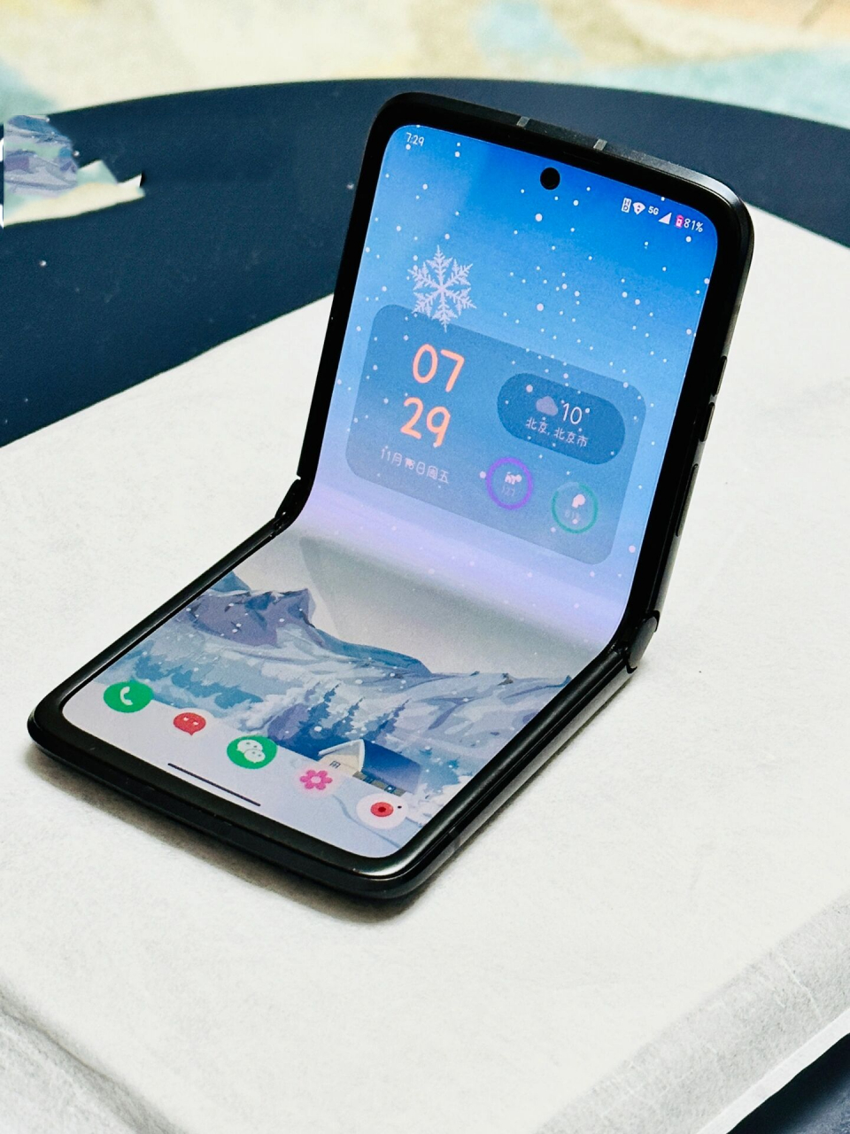 摩托罗拉 razr 2022 使用一周感受 razr 2022,一款上镜比真机更好看的