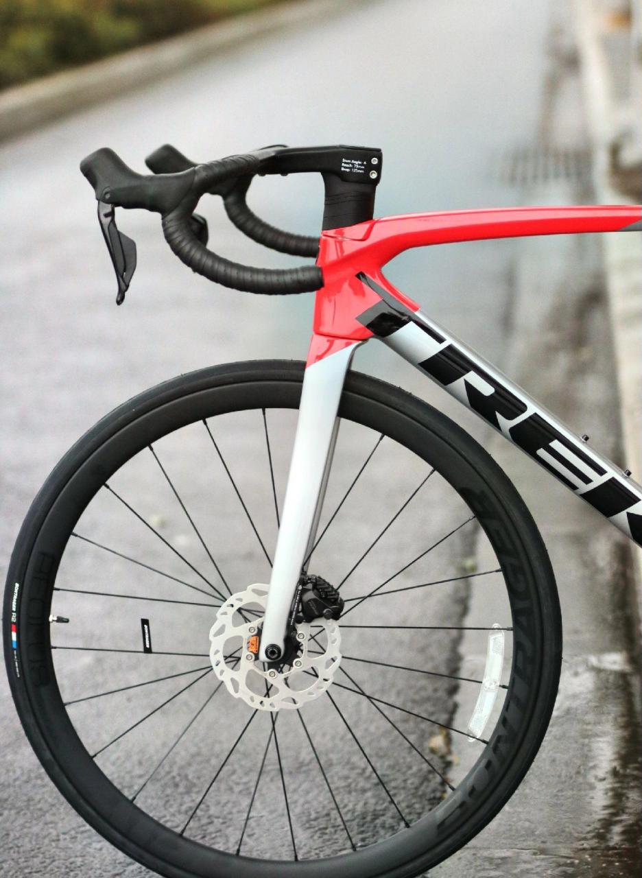 瑞安潘塔尼碳纤维车把.