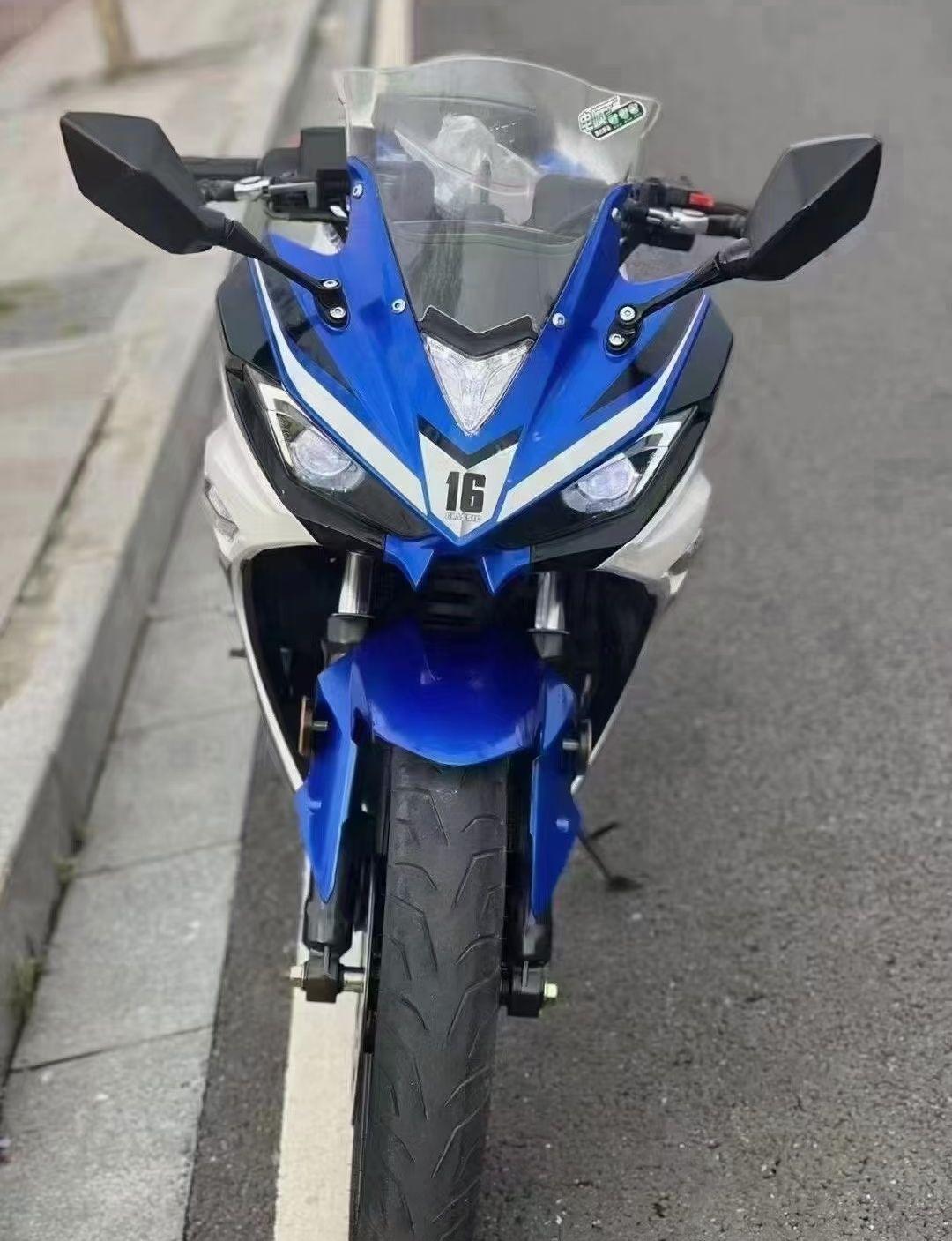 地平线v6.雅马哈v6现车颜色版画定制 手续齐全,可上牌可过户