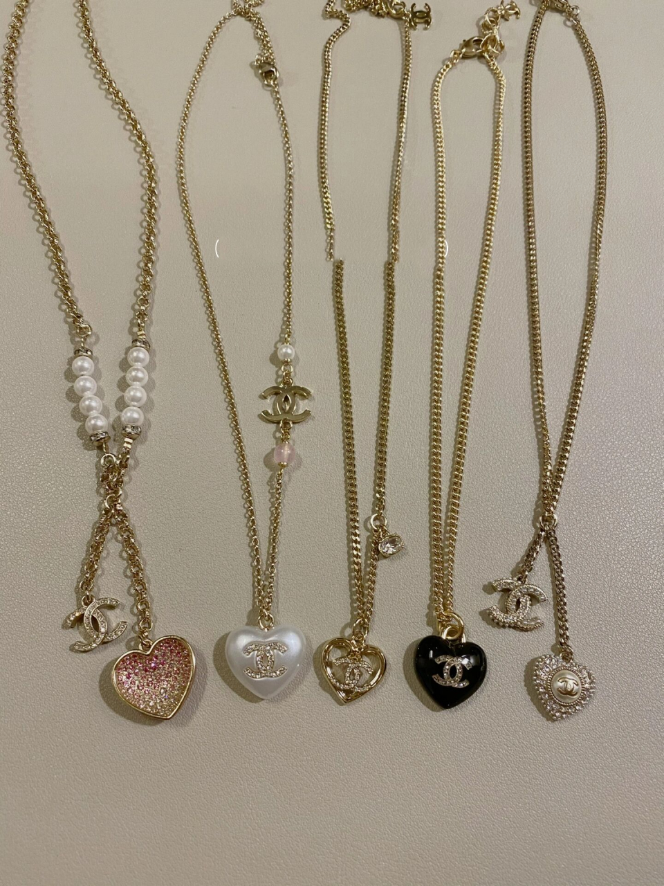 太戳少女心了吧 chanel香奈儿爱心项链 都是宝宝们稀饭的项链 春夏