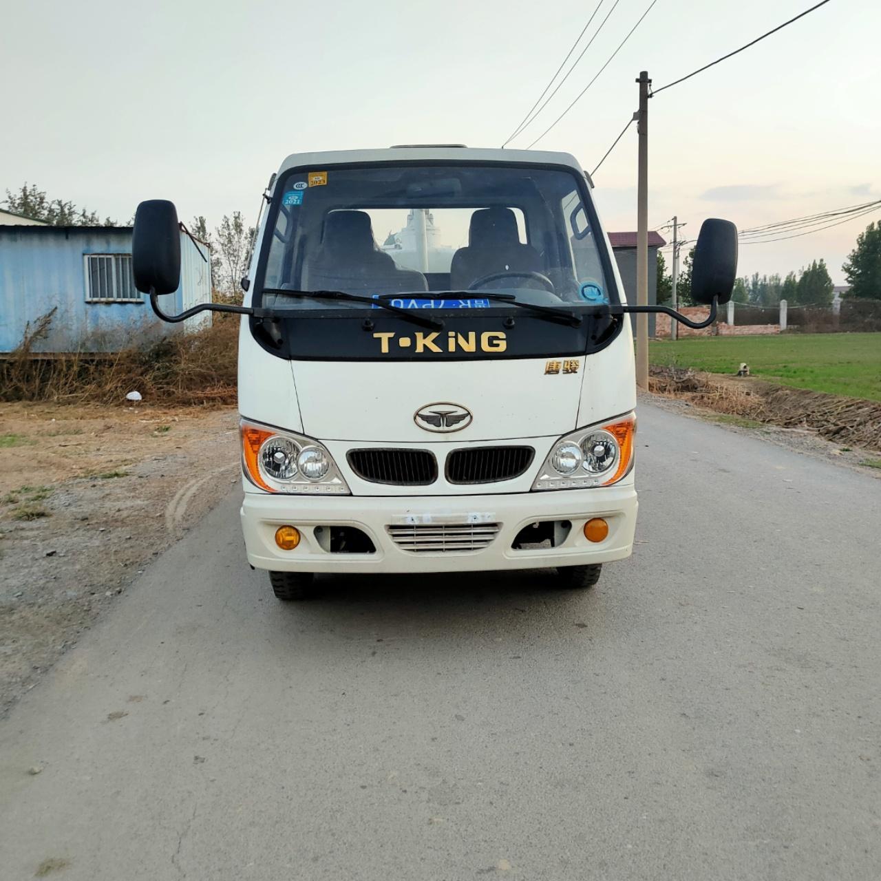 新到一辆精品蓝牌2019年10月份唐骏小宝马3立方吸粪车5万2一辆,国五