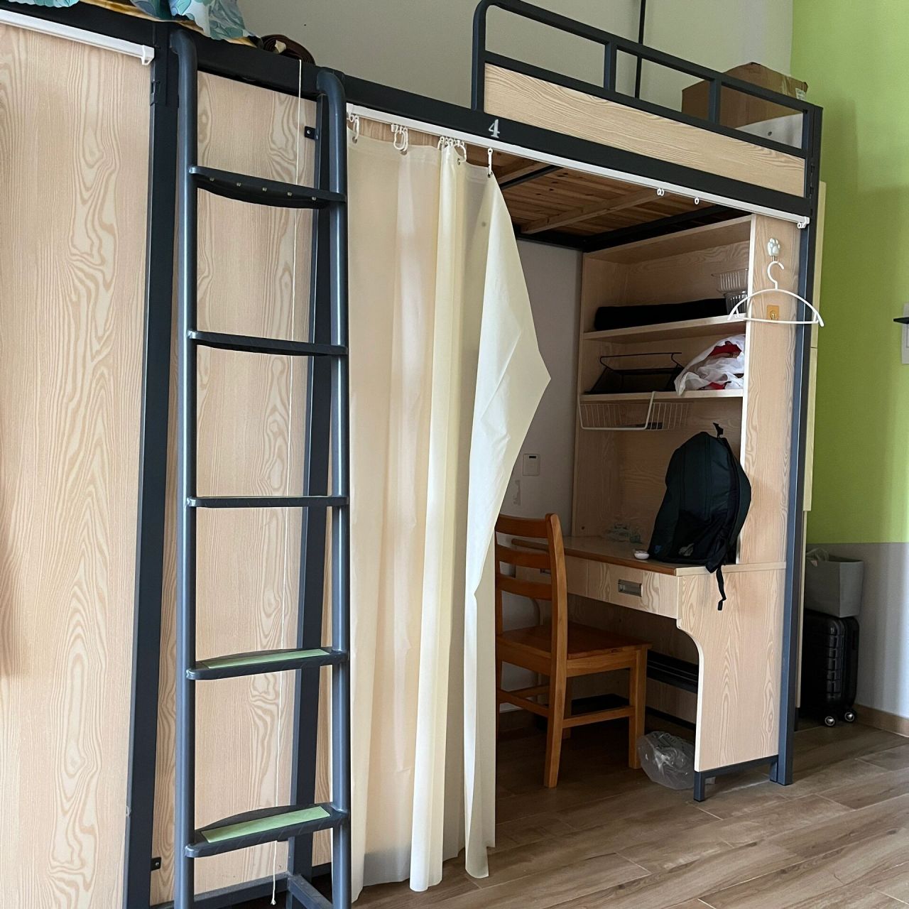 不会还有人不知道象山影视学院的海景宿舍吧 什么级别呀 哪家大学能有