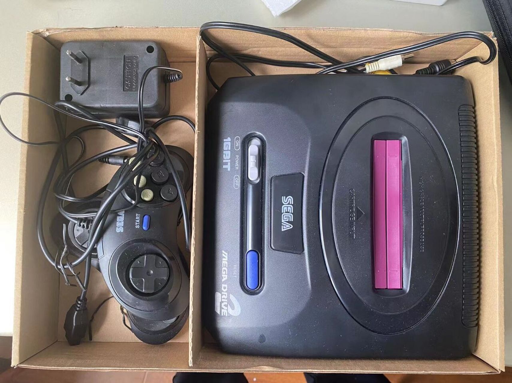 仅拆封用一次的国产世嘉sega md游戏机 图个新鲜买的,买回来拆开使用