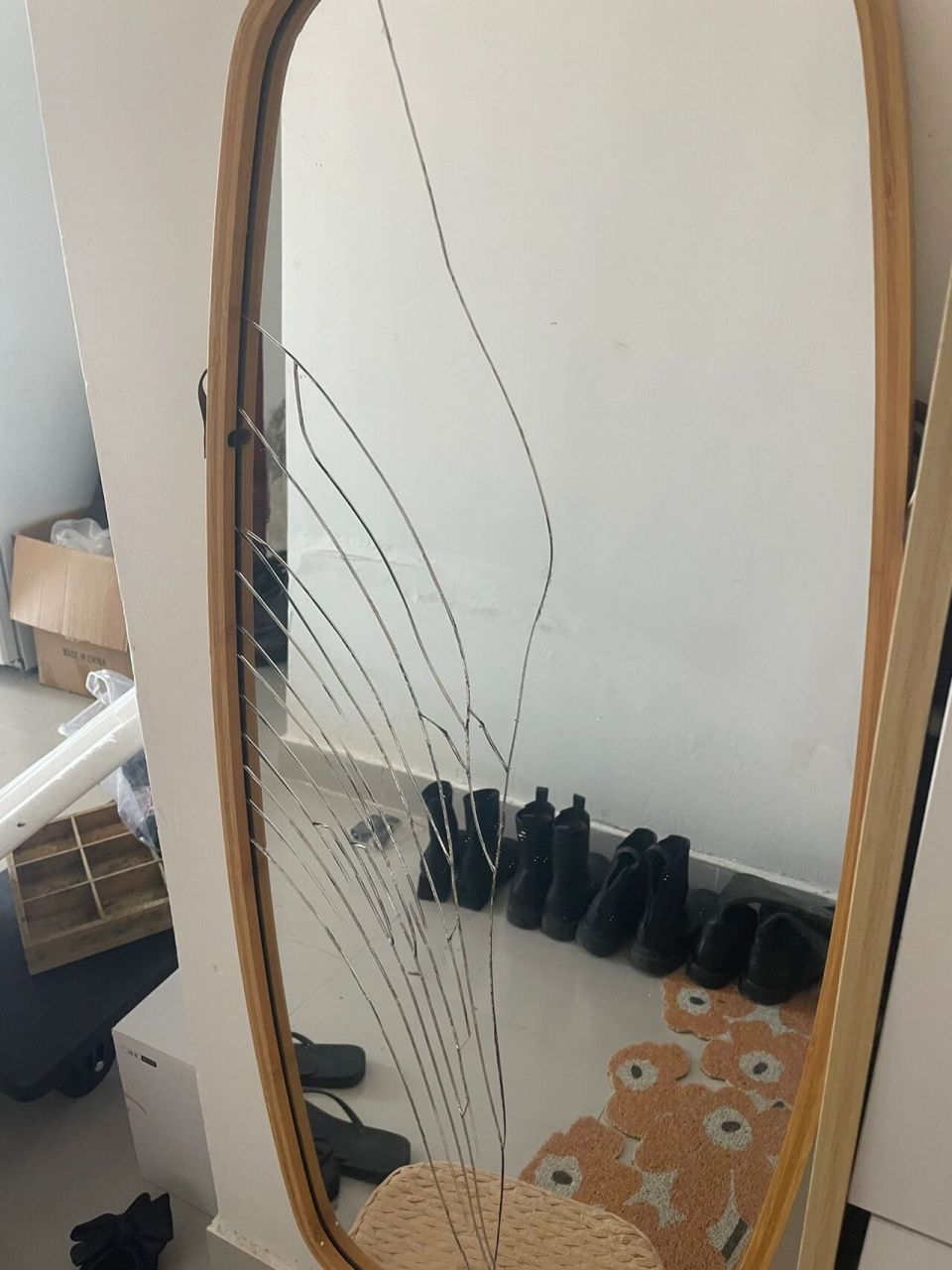 超喜欢的镜子碎了怎么补救!