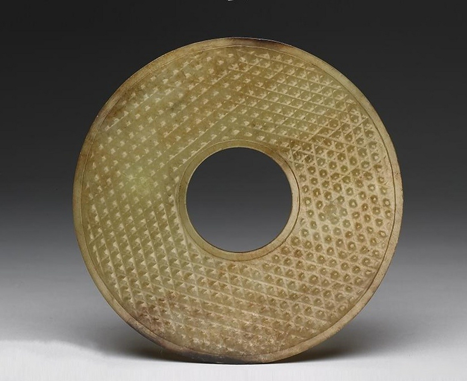 古玉#蒲纹玉璧,真品很多,这件就是西汉早期的标准件,但也不至于多到