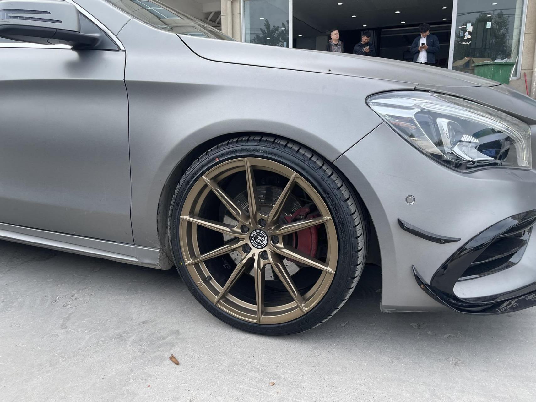 奔驰gla升级19寸ek古铜色轮毂完美上车 型号搭配完美齐边