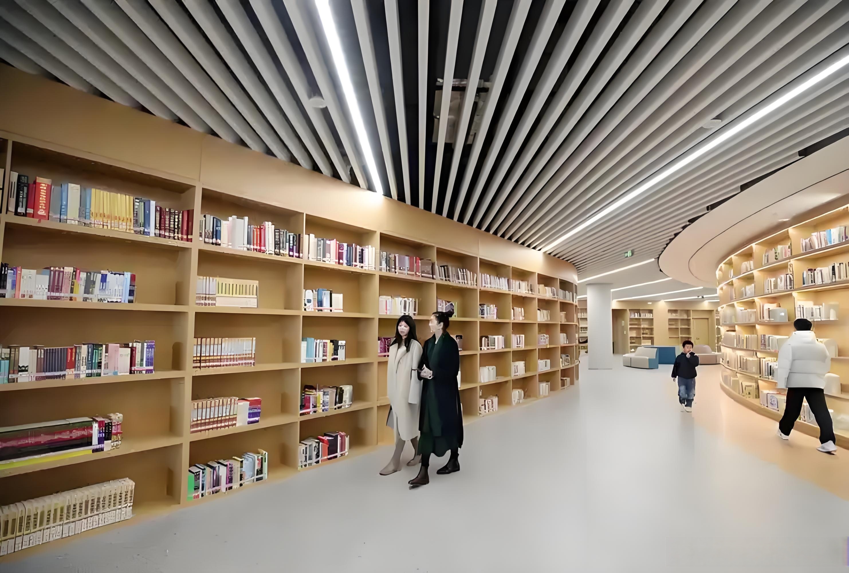 全天下的骗子只有一个伎俩,那就是编造辉煌的历史