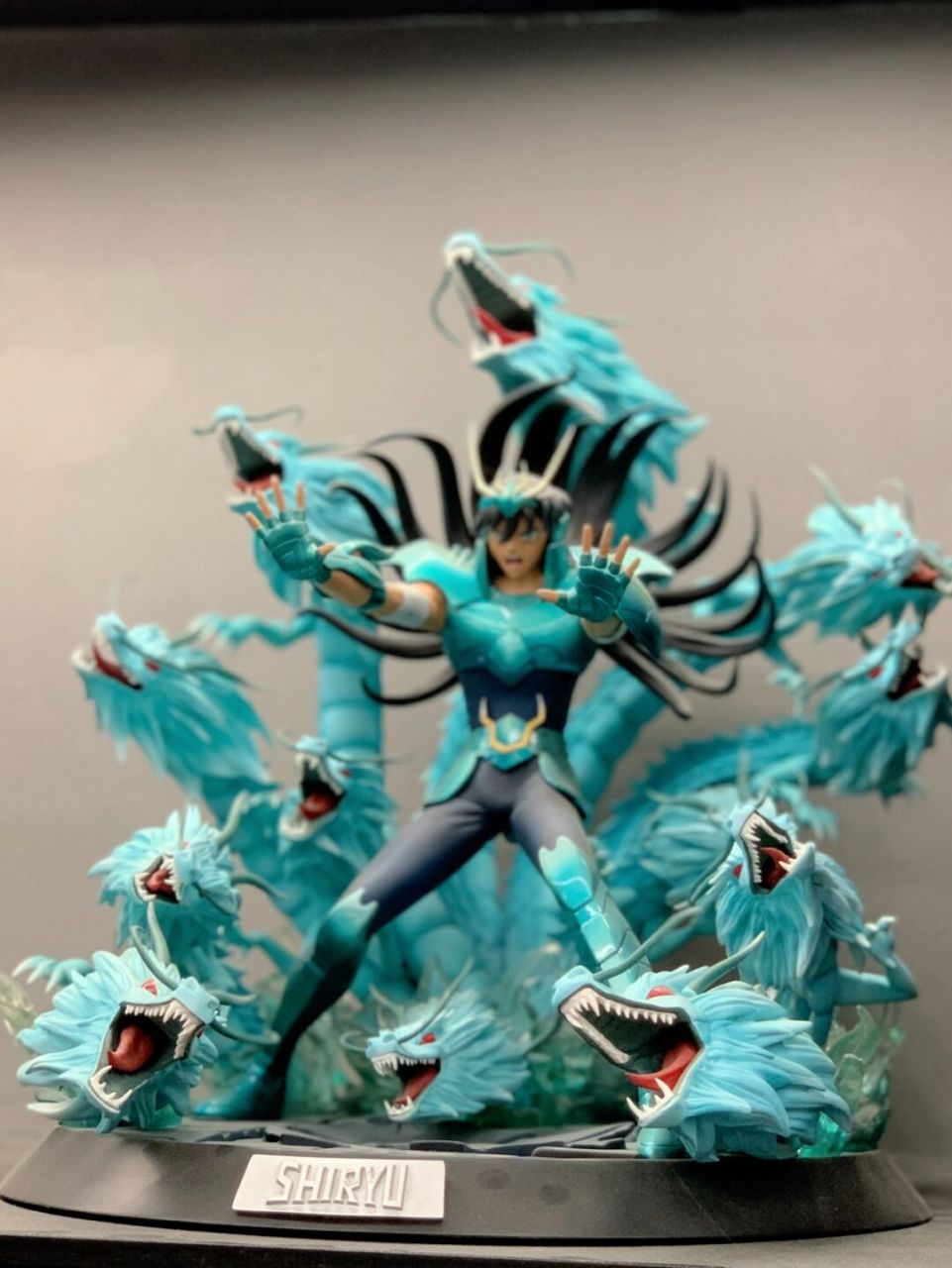 这款 tsumet社出品的圣斗士 紫龙 庐山百龙霸 全球限量手办 2015年