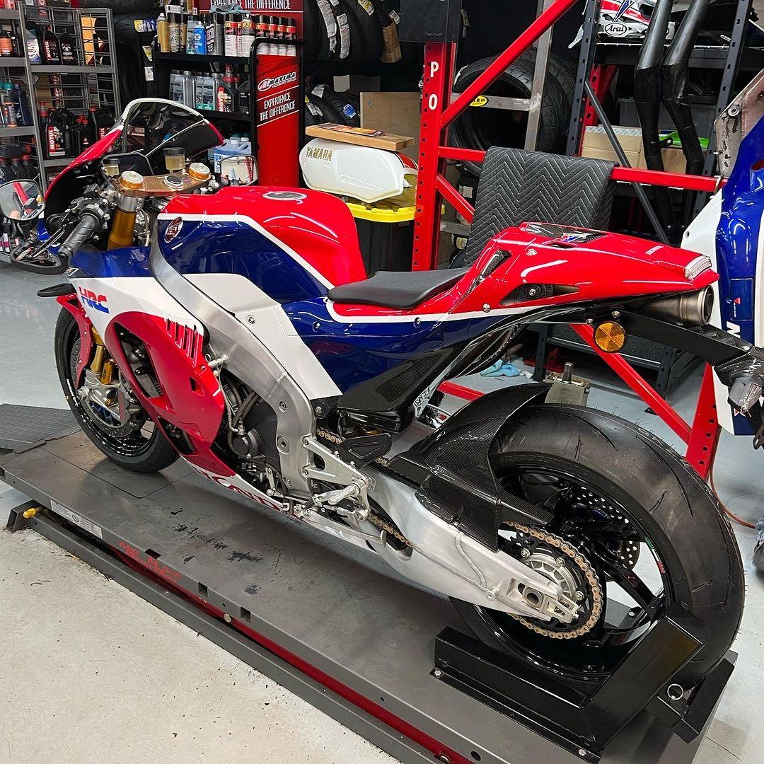 最强市售仿赛!本田hrc!