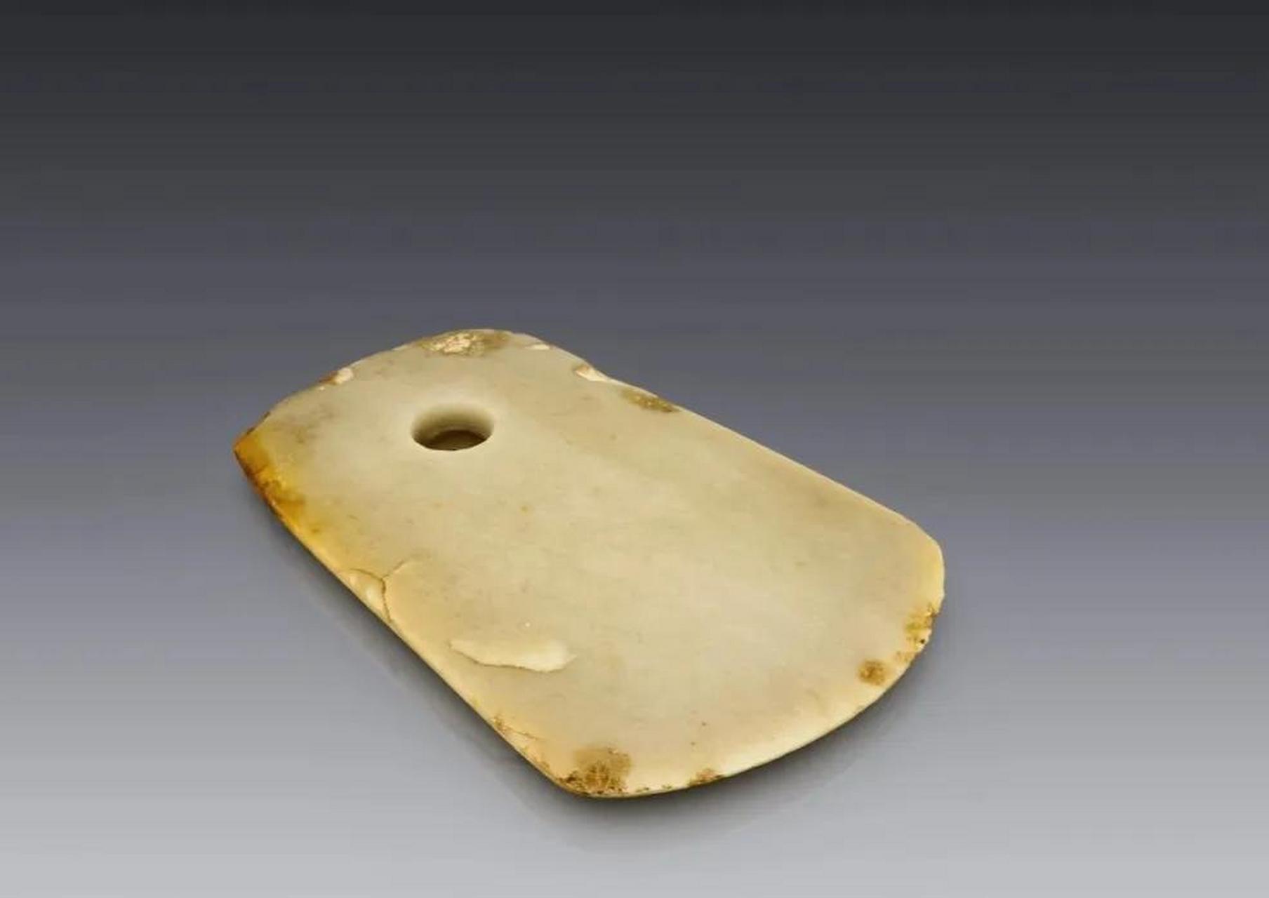 独有的玉礼器,也是集军事统治权,战争指挥权,王权于一身的礼仪玉器