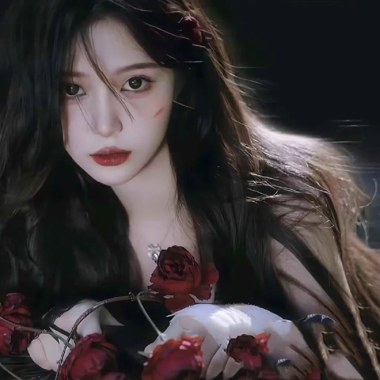 超高冷女生真人头像