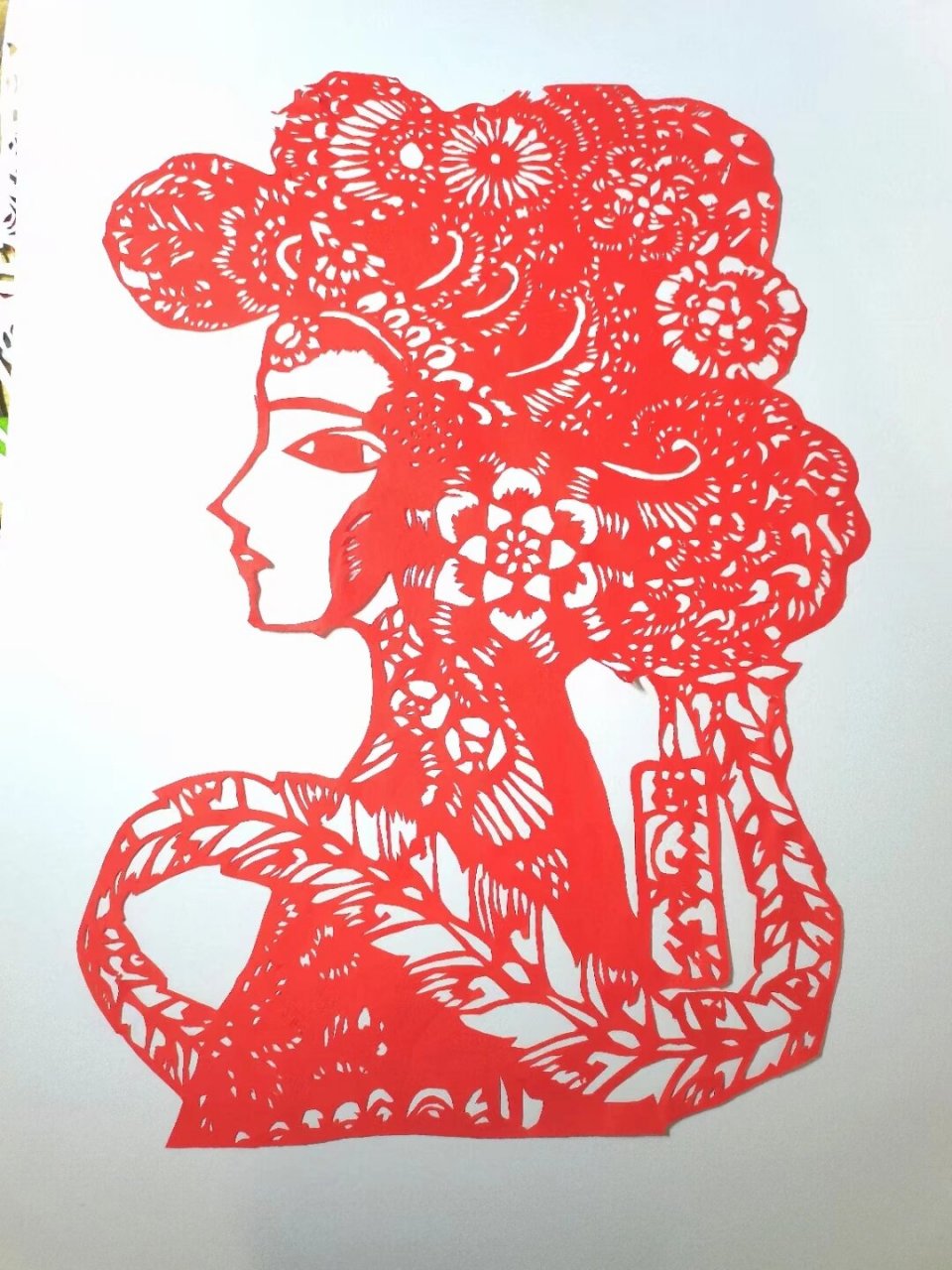 红色剪纸樊梨花 有一种脱俗的气质