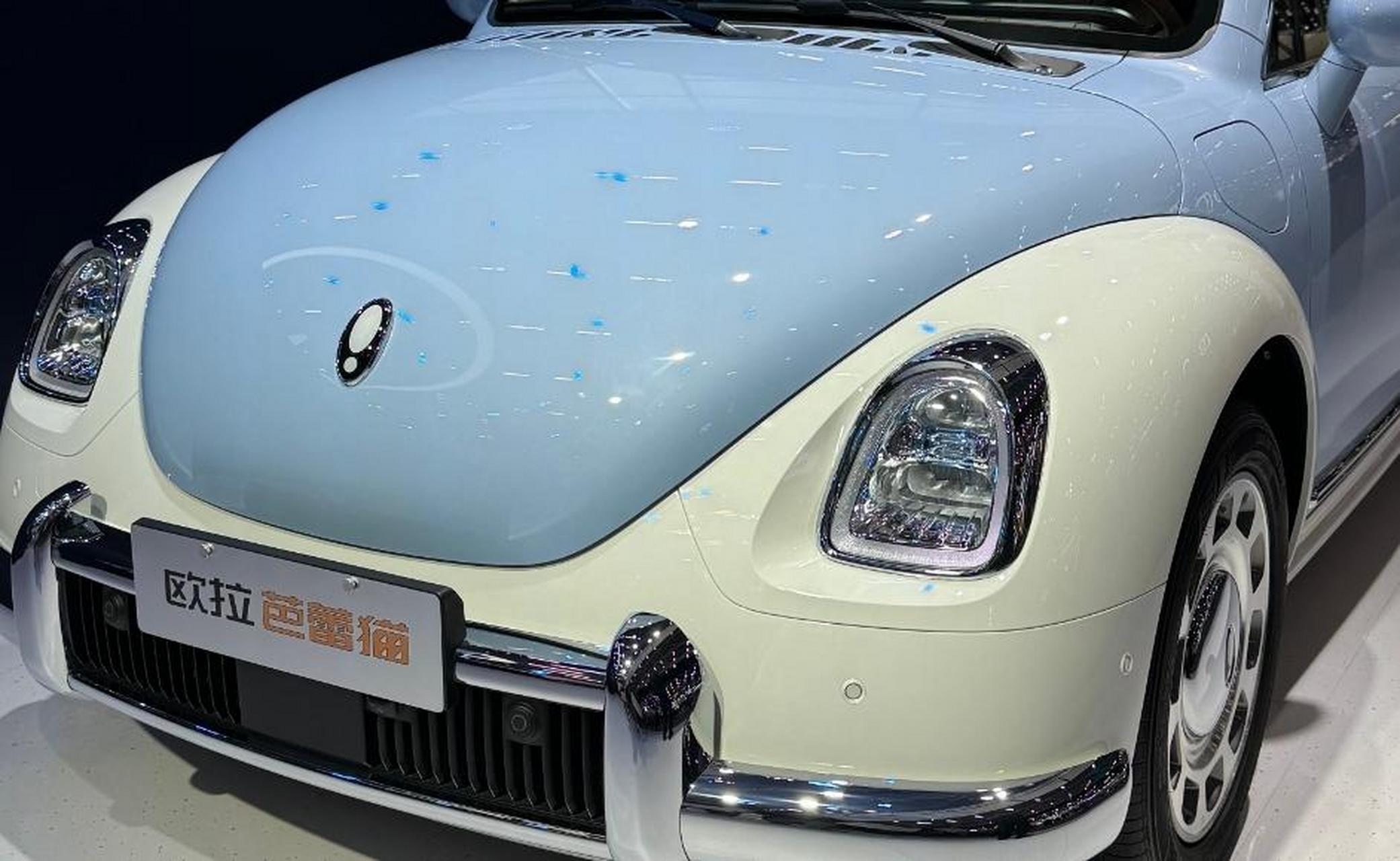 今年欧拉展台只带来了一款新车——"欧拉芭蕾猫",其在普通版的基础上